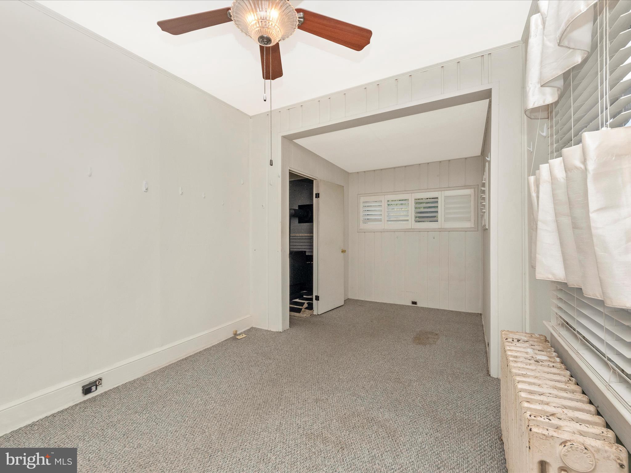 HYATTSVILLE HILLS - Residential