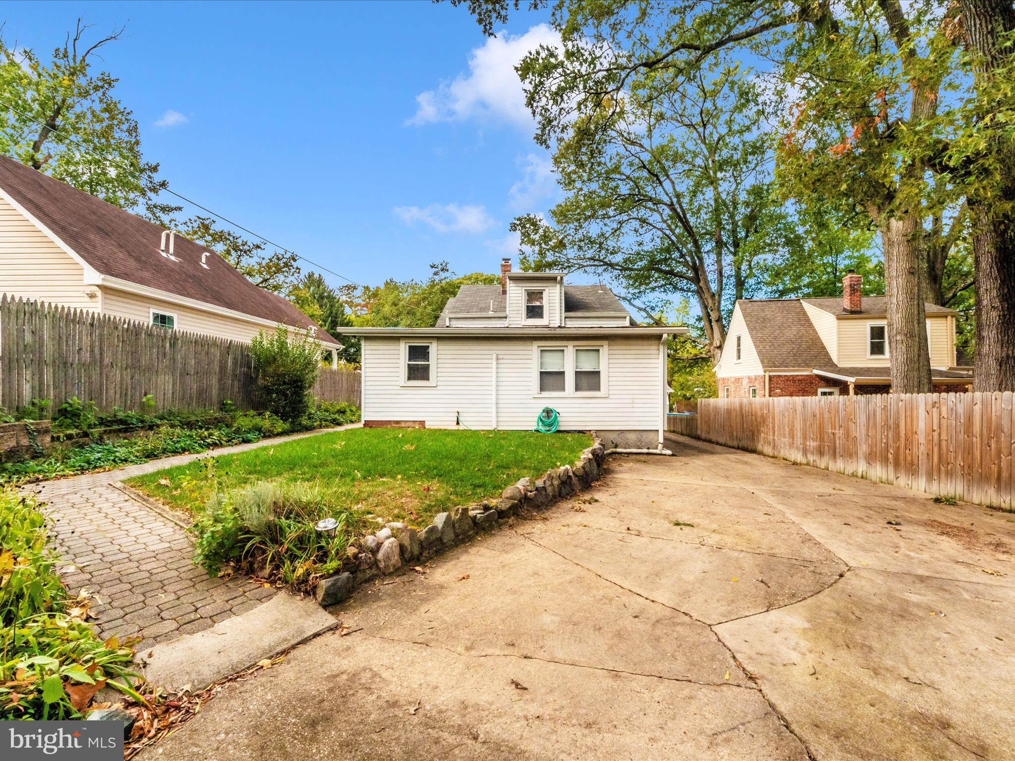 HYATTSVILLE HILLS - Residential