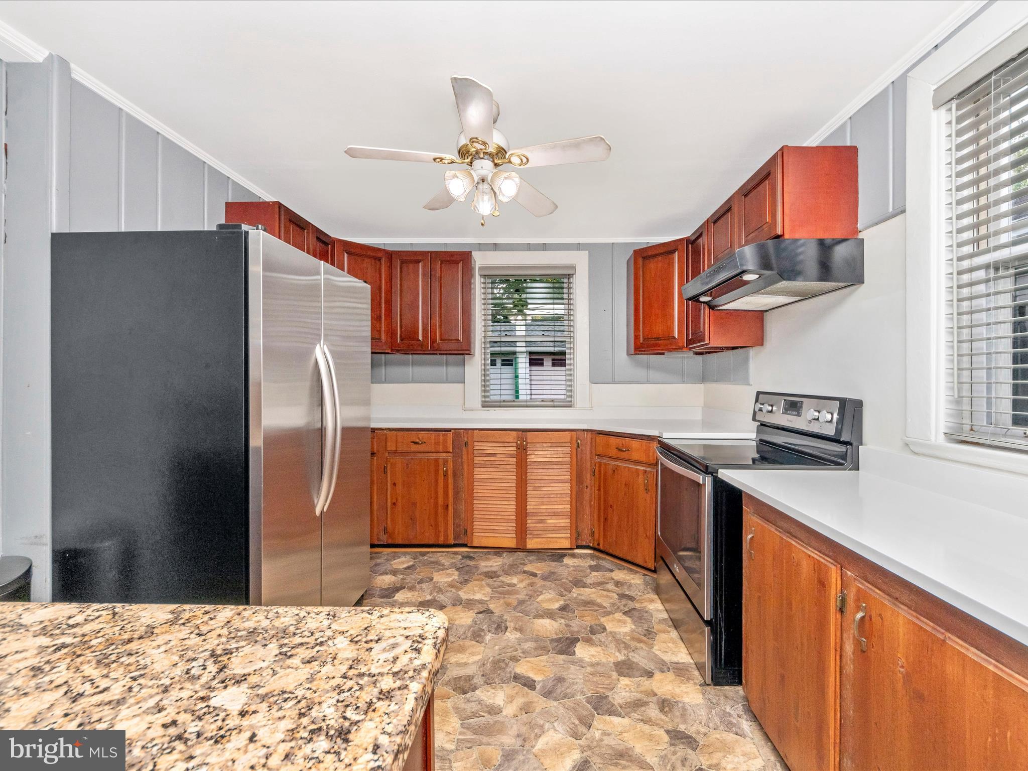 HYATTSVILLE HILLS - Residential