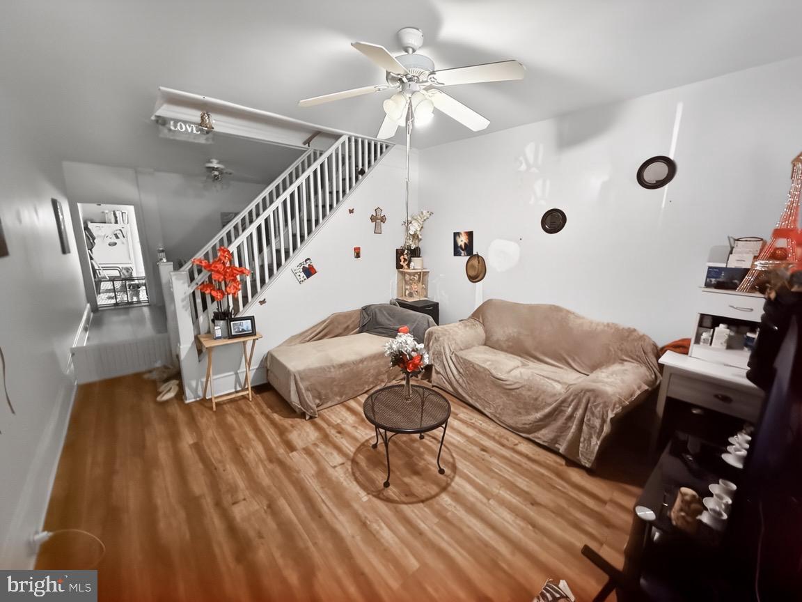 NORRISTOWN - Residential