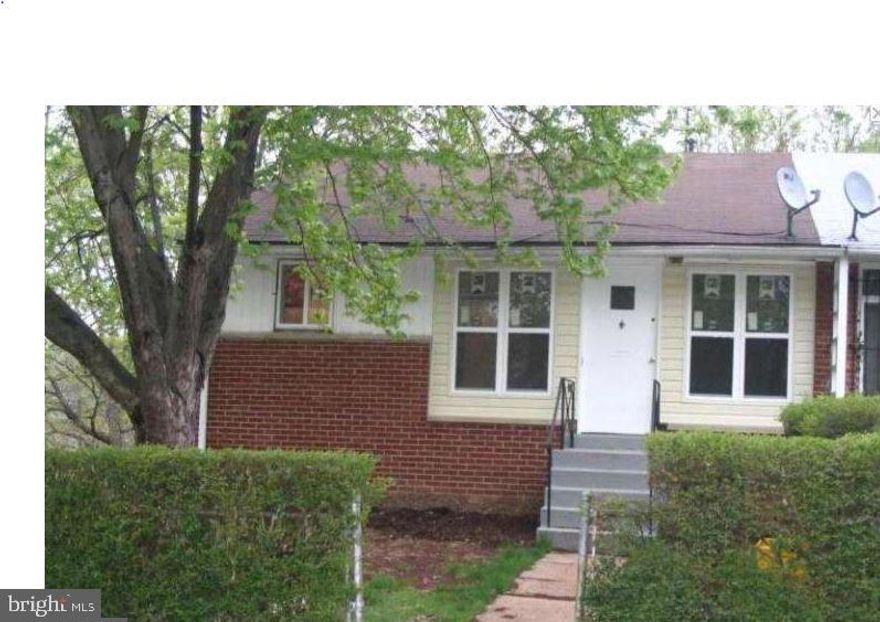 WOW - stunning home in Palmer Park!! Tons of updates throughout include newer appliances, renovated kitchen and bathrooms! Fresh carpet, and new flooring as well. Finished basement as additional bedrooms and bathroom. Tons of natural light throughout. Large, fenced in backyard is perfect for pets or children. Near Fed Ex Field close to shopping and schools. Easy access to 485, multiple bus lines and Metro Access.