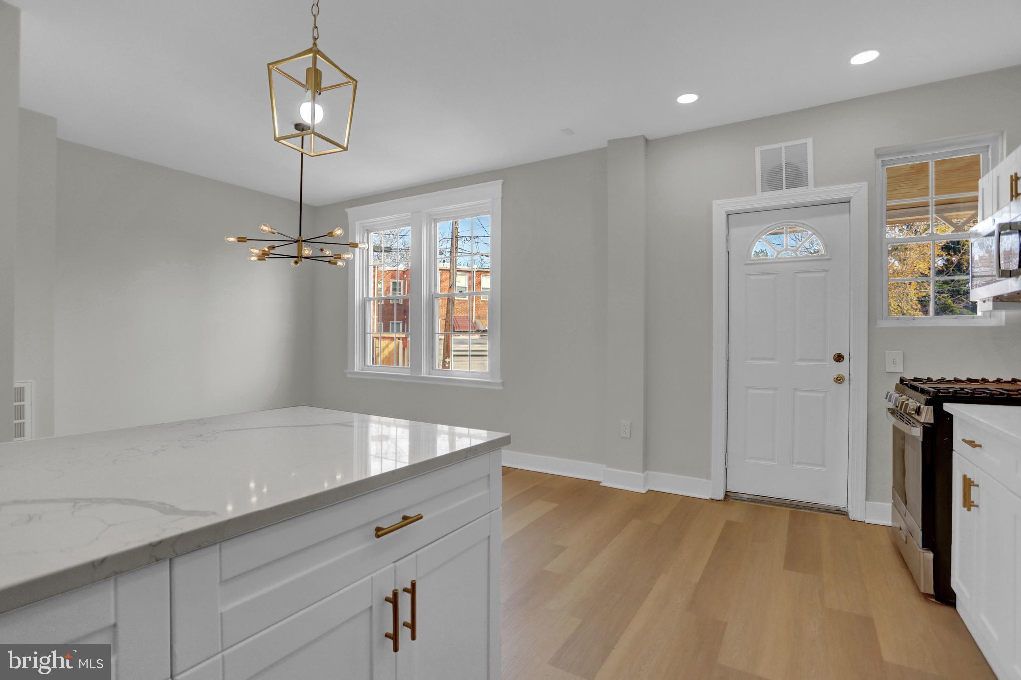 BELAIR-EDISON - Residential