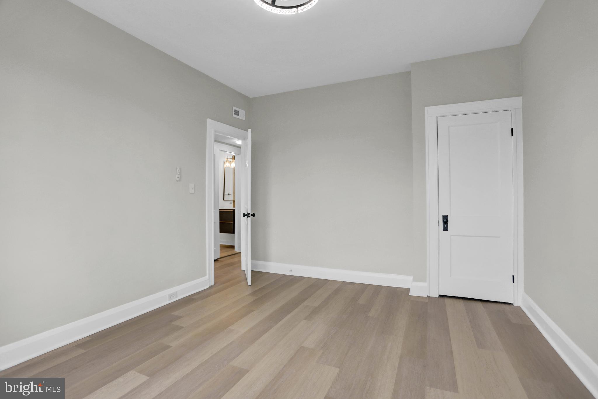 BELAIR-EDISON - Residential