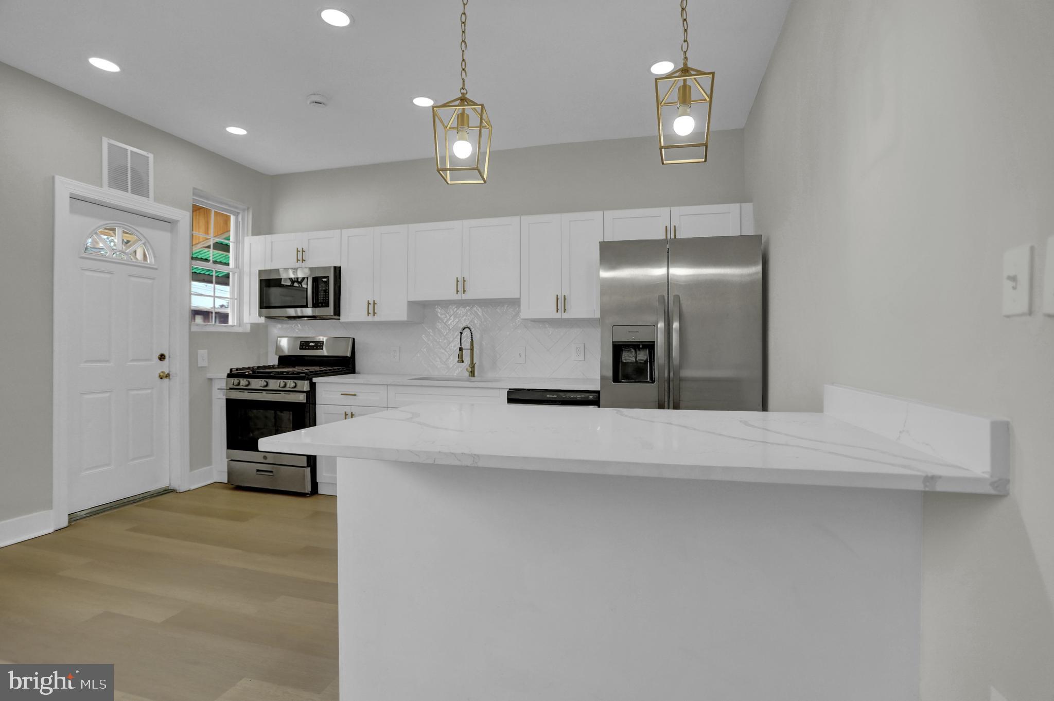 BELAIR-EDISON - Residential