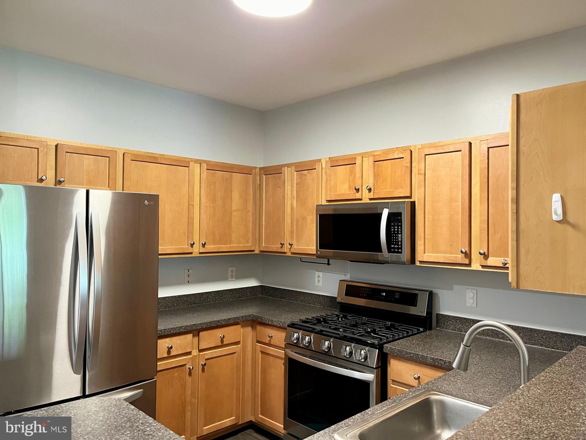 STONEGATE AT FAIRCREST - Residential