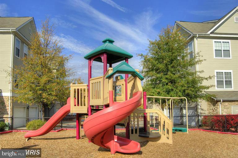 STONEGATE AT FAIRCREST - Residential