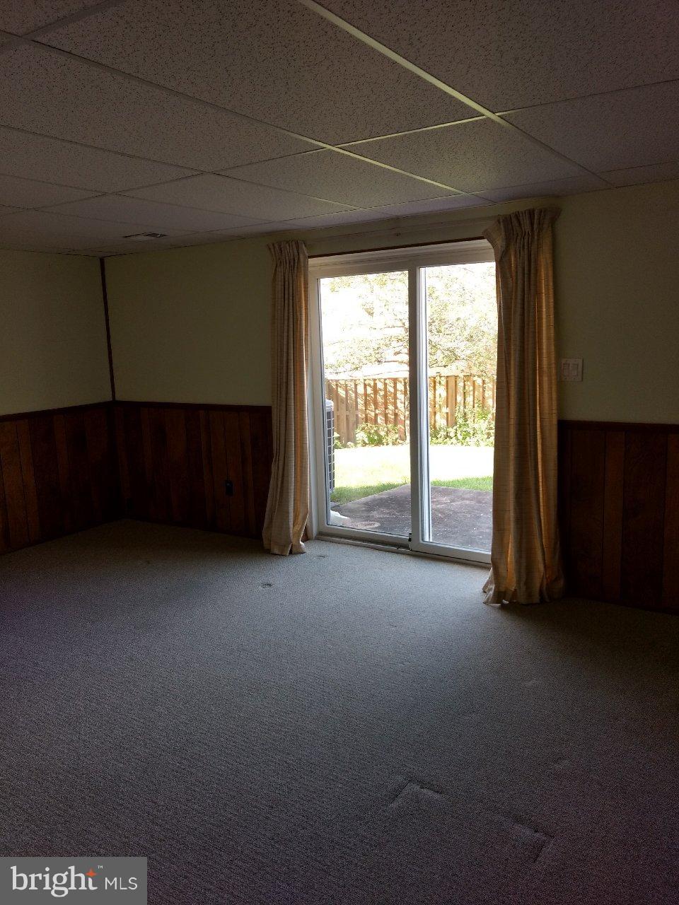 CARLTON SQUARE - Residential