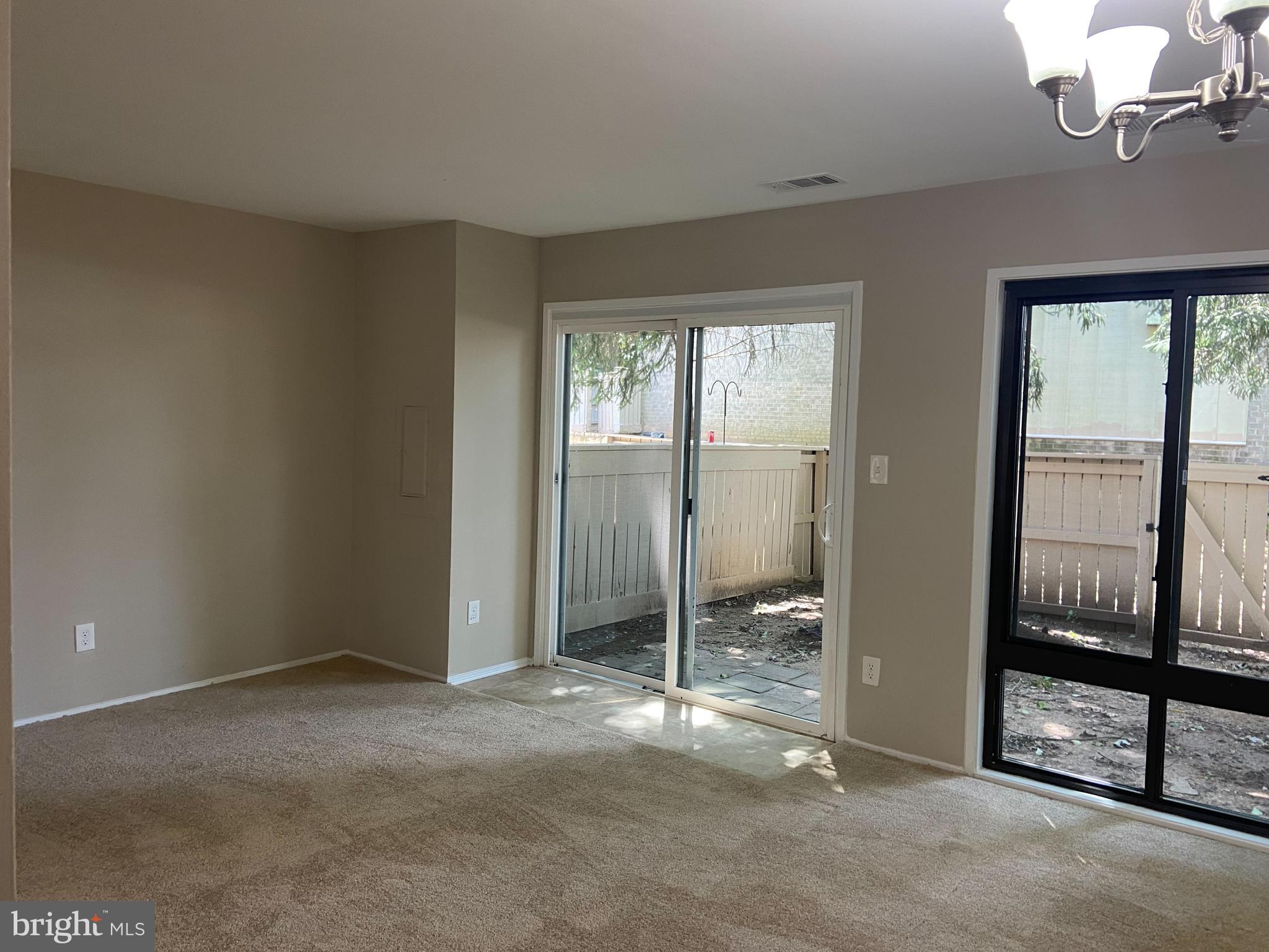 CLUBSIDE - Residential