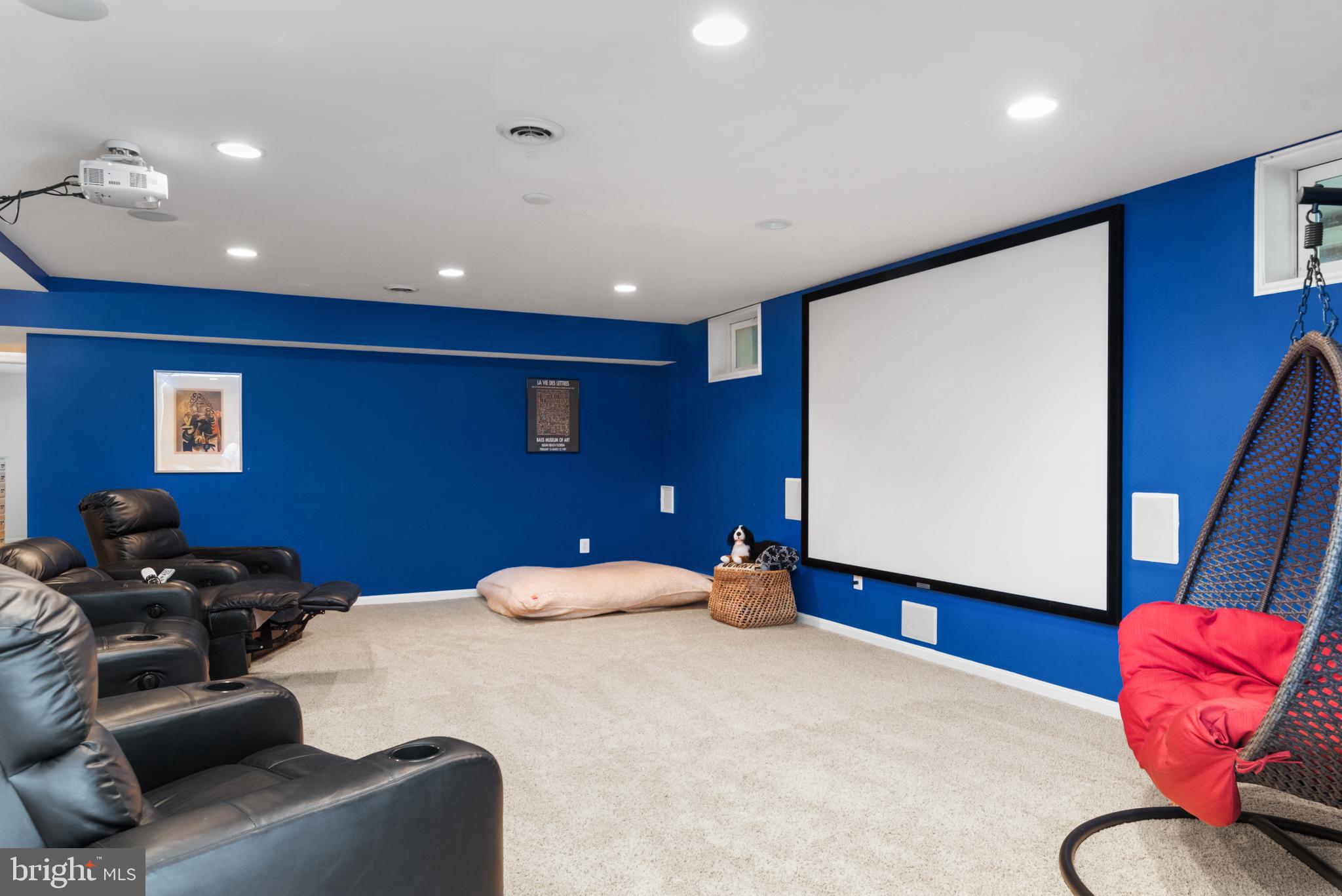 WINDSOR RIDGE - Residential