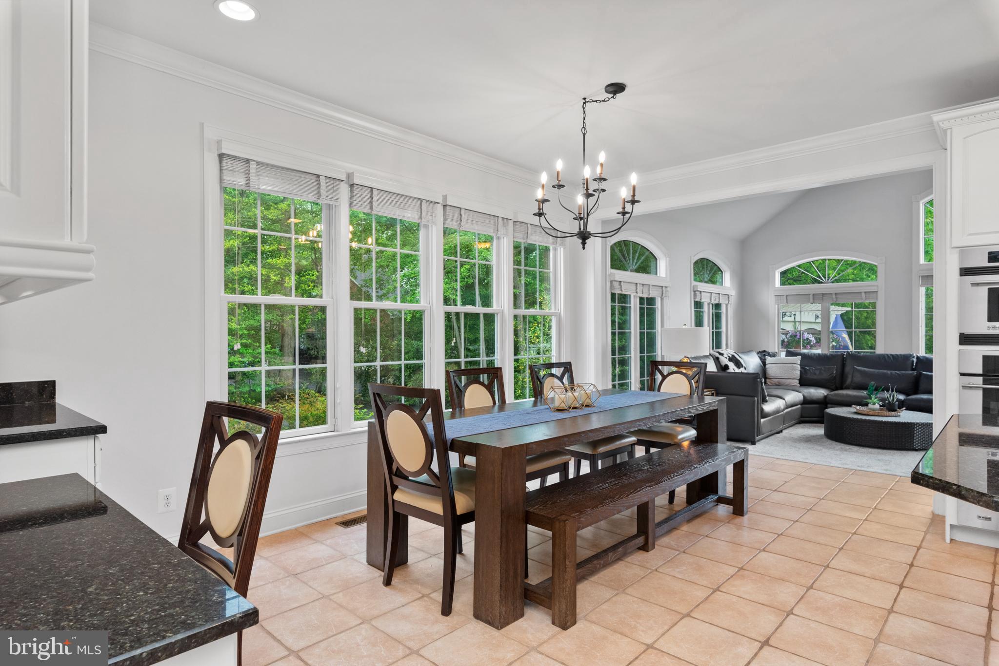 WINDSOR RIDGE - Residential