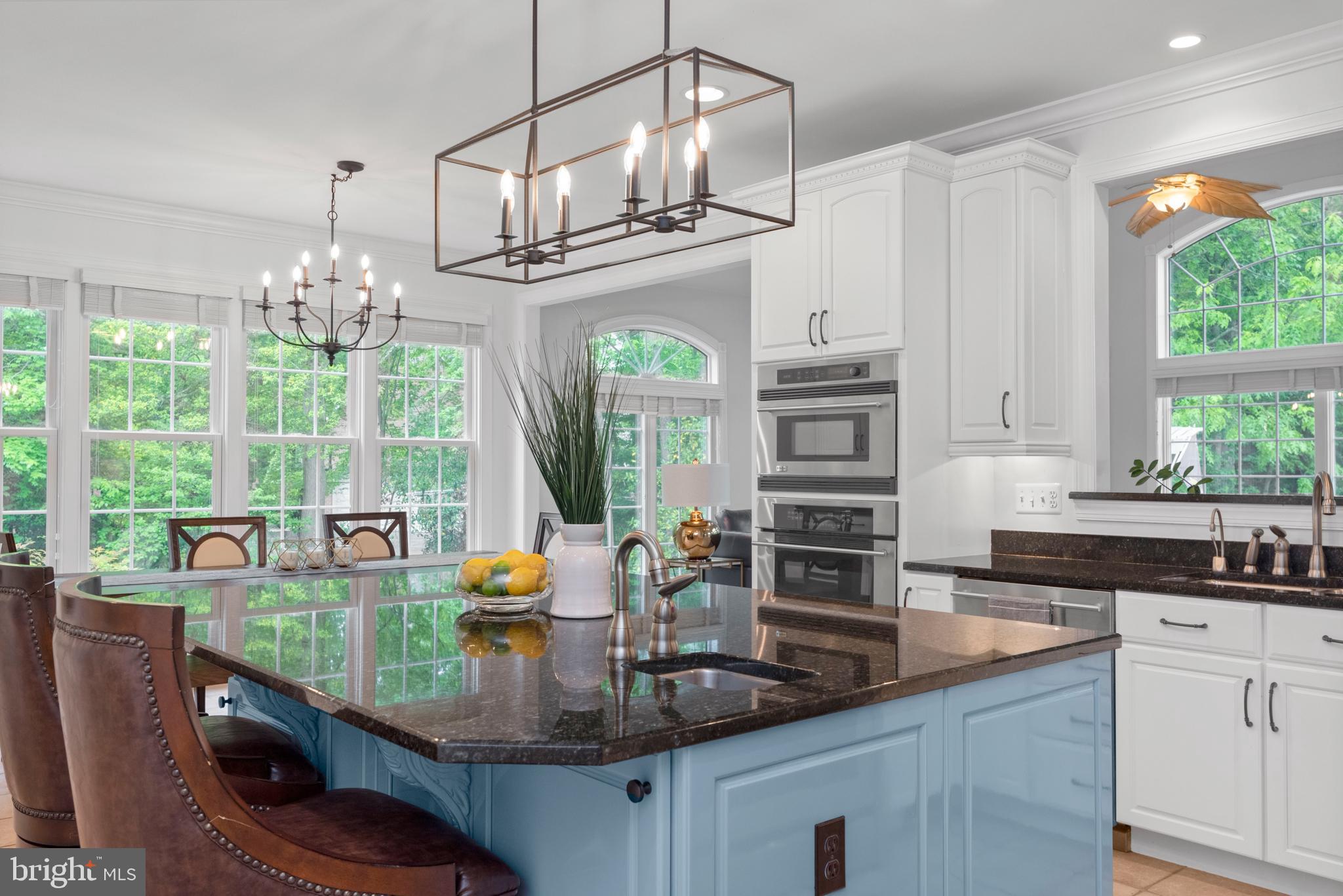 WINDSOR RIDGE - Residential