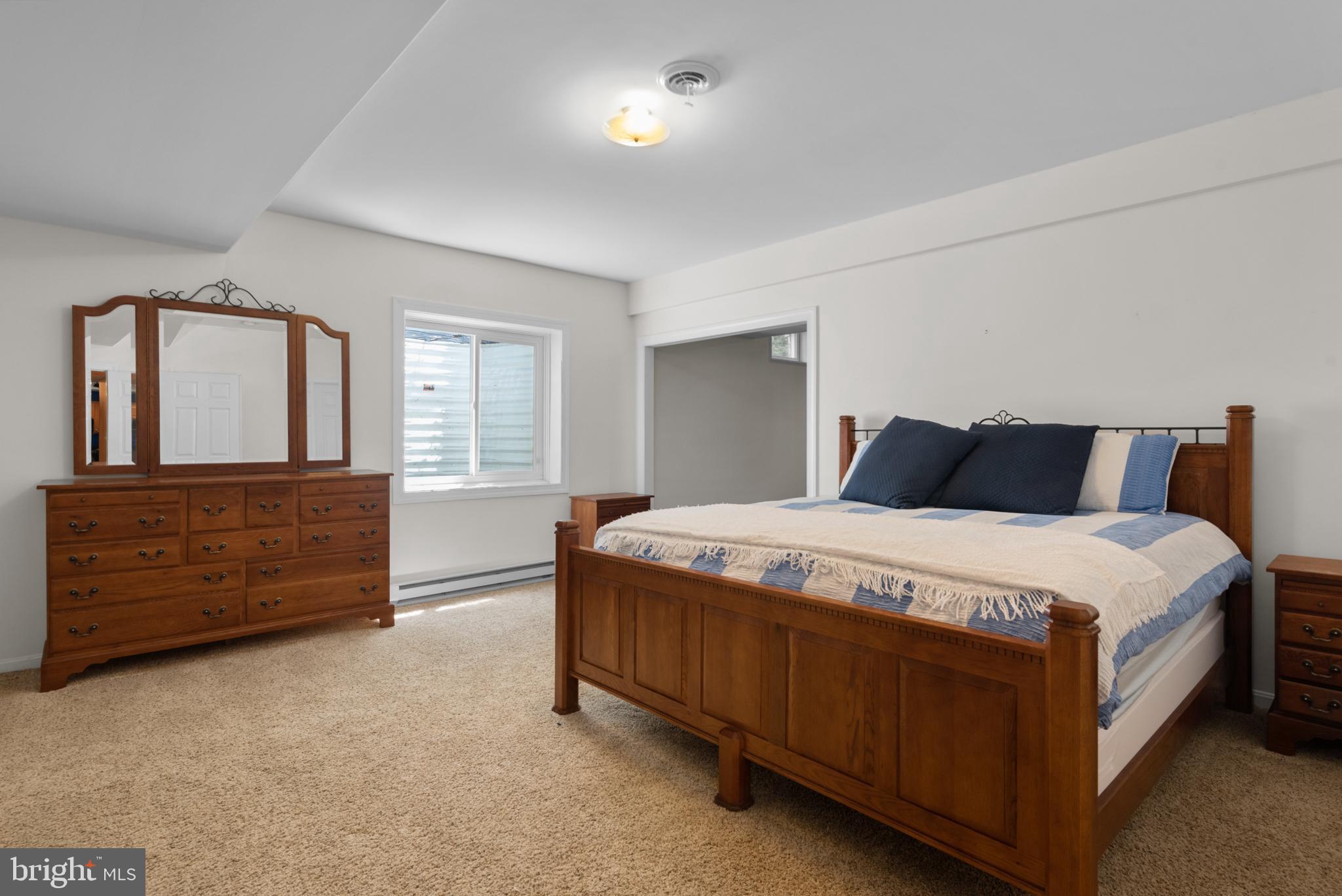 WINDSOR RIDGE - Residential