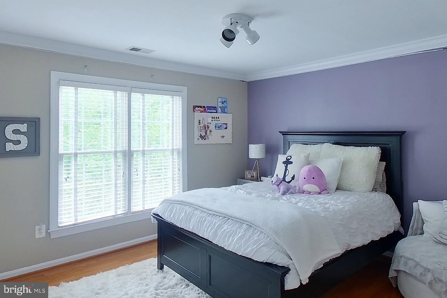 WINDSOR RIDGE - Residential