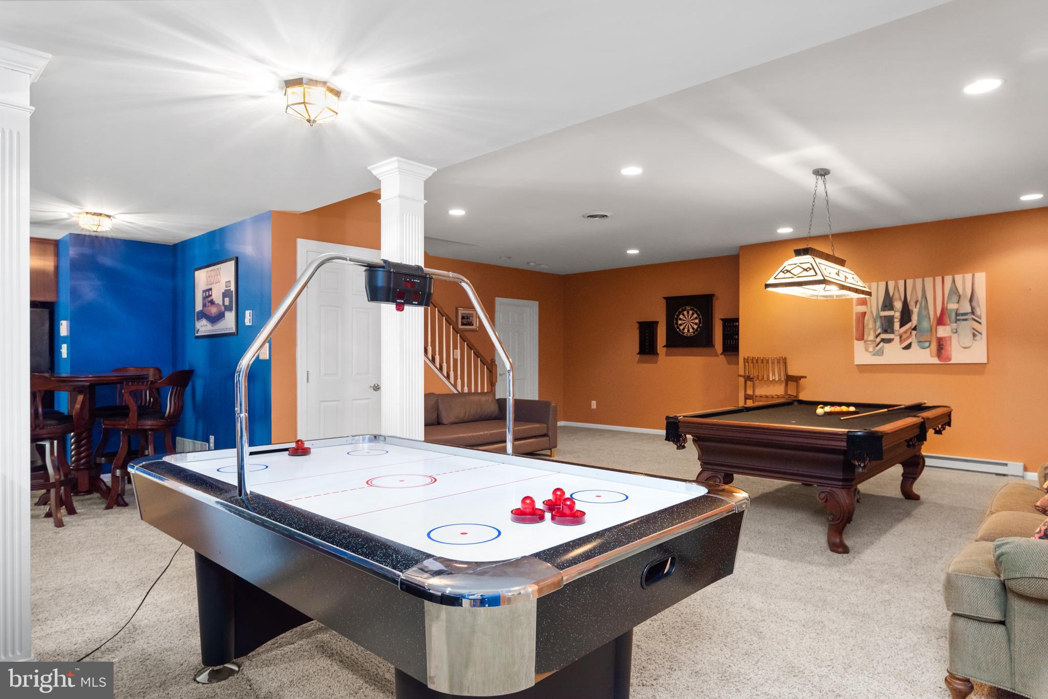 WINDSOR RIDGE - Residential