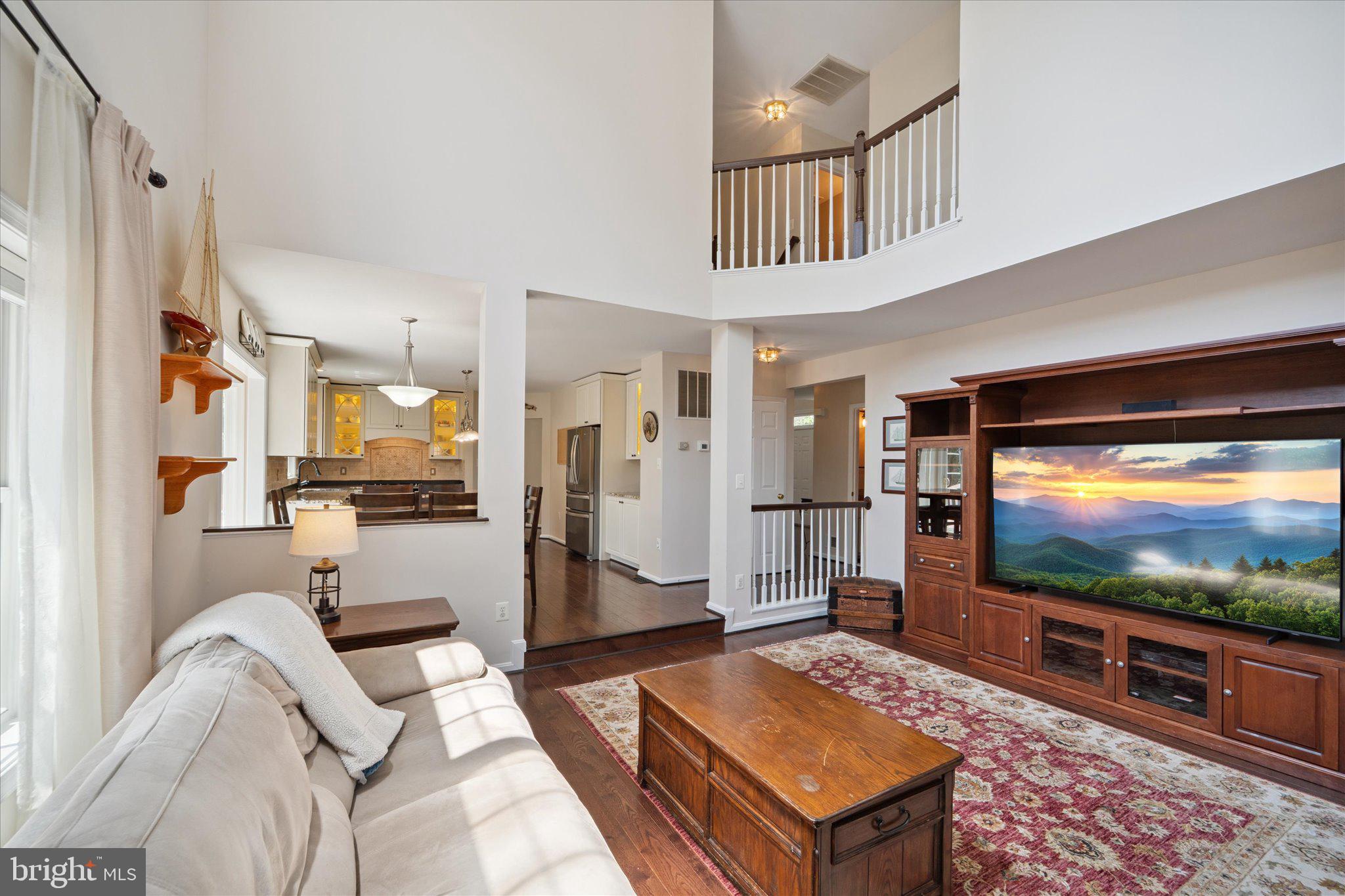 9242 GLEN MEADOW LANE