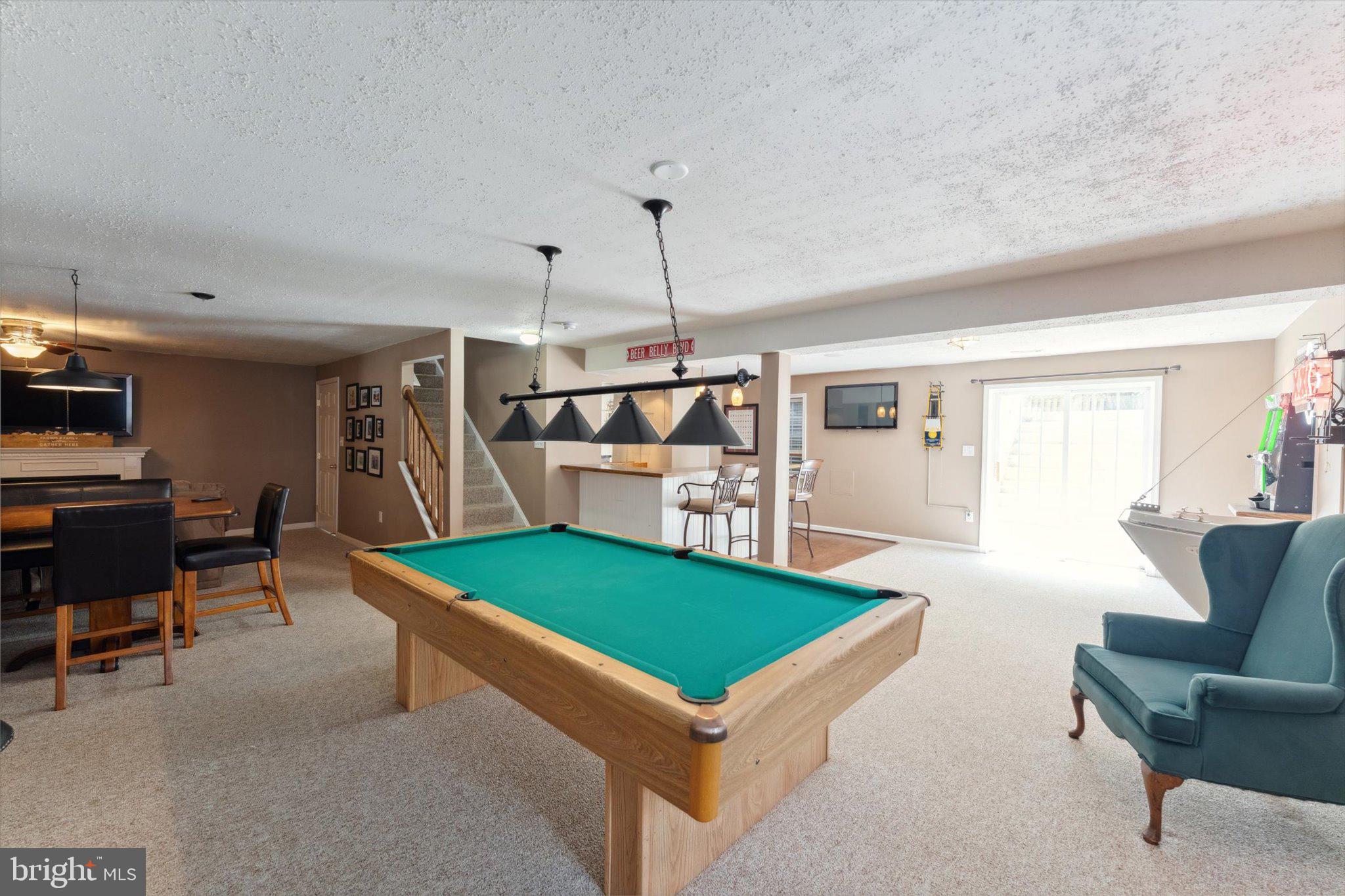 9242 GLEN MEADOW LANE