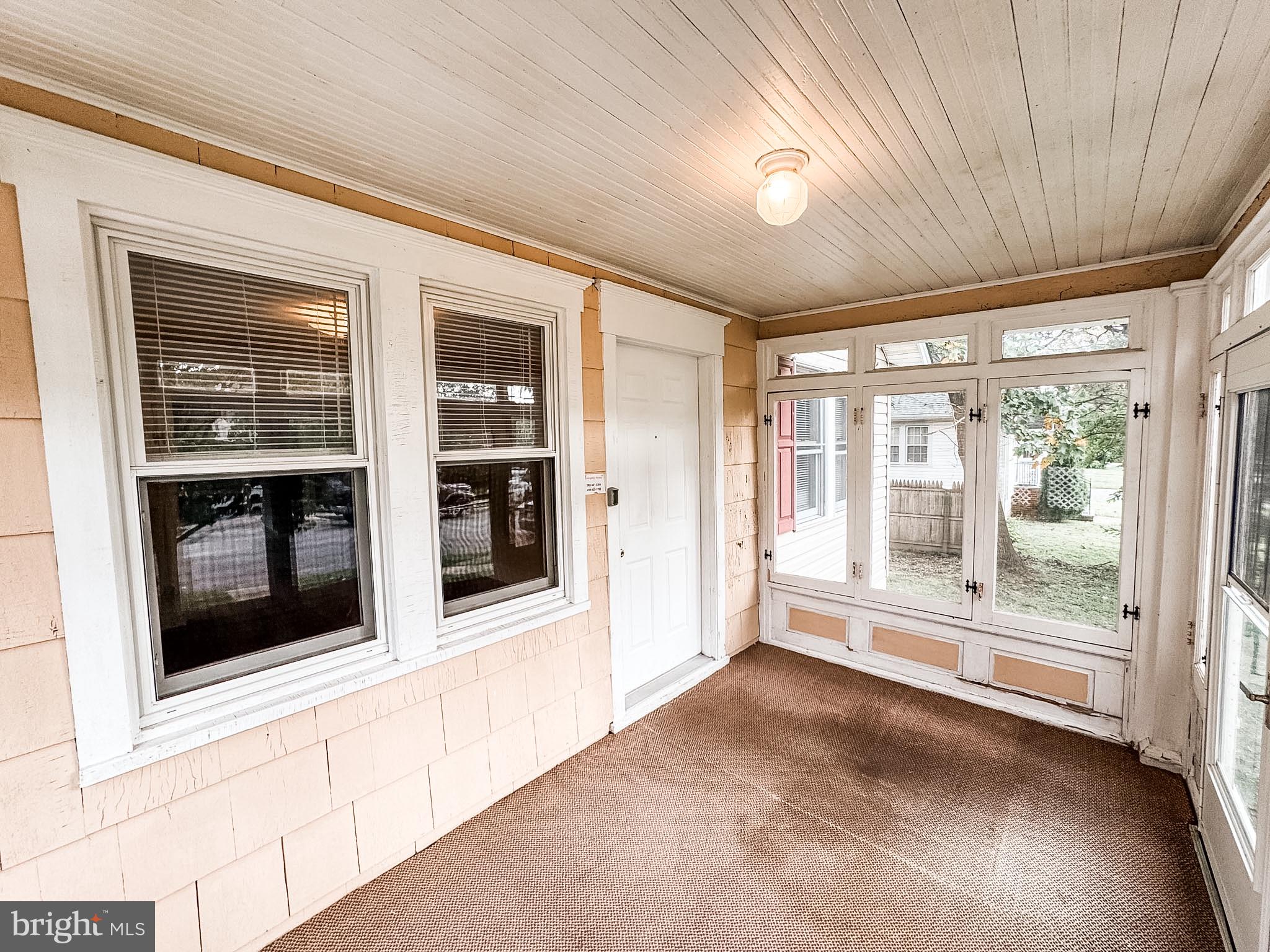 9 SILVIEW AVENUE