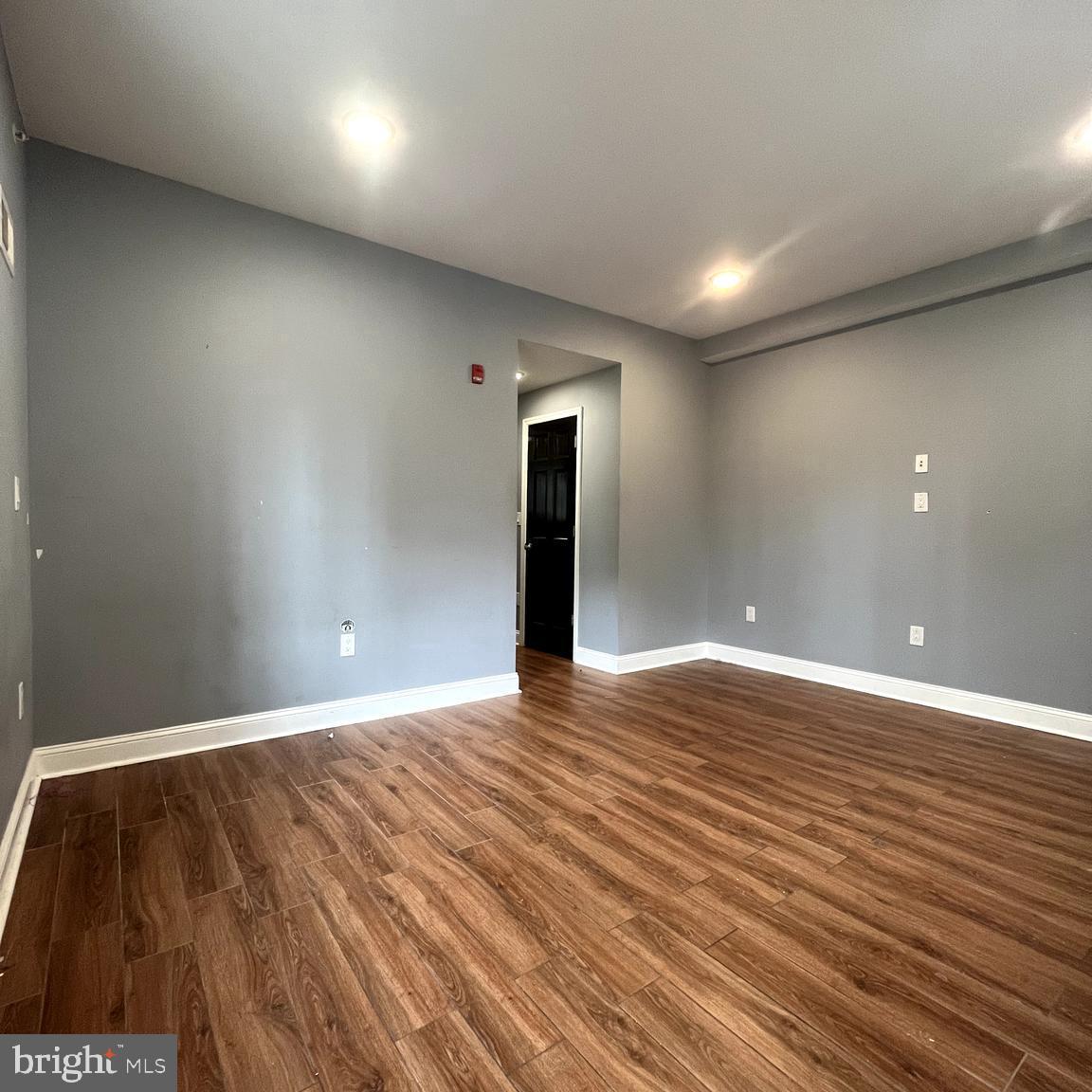 1306 N CARLISLE STREET 8 1
