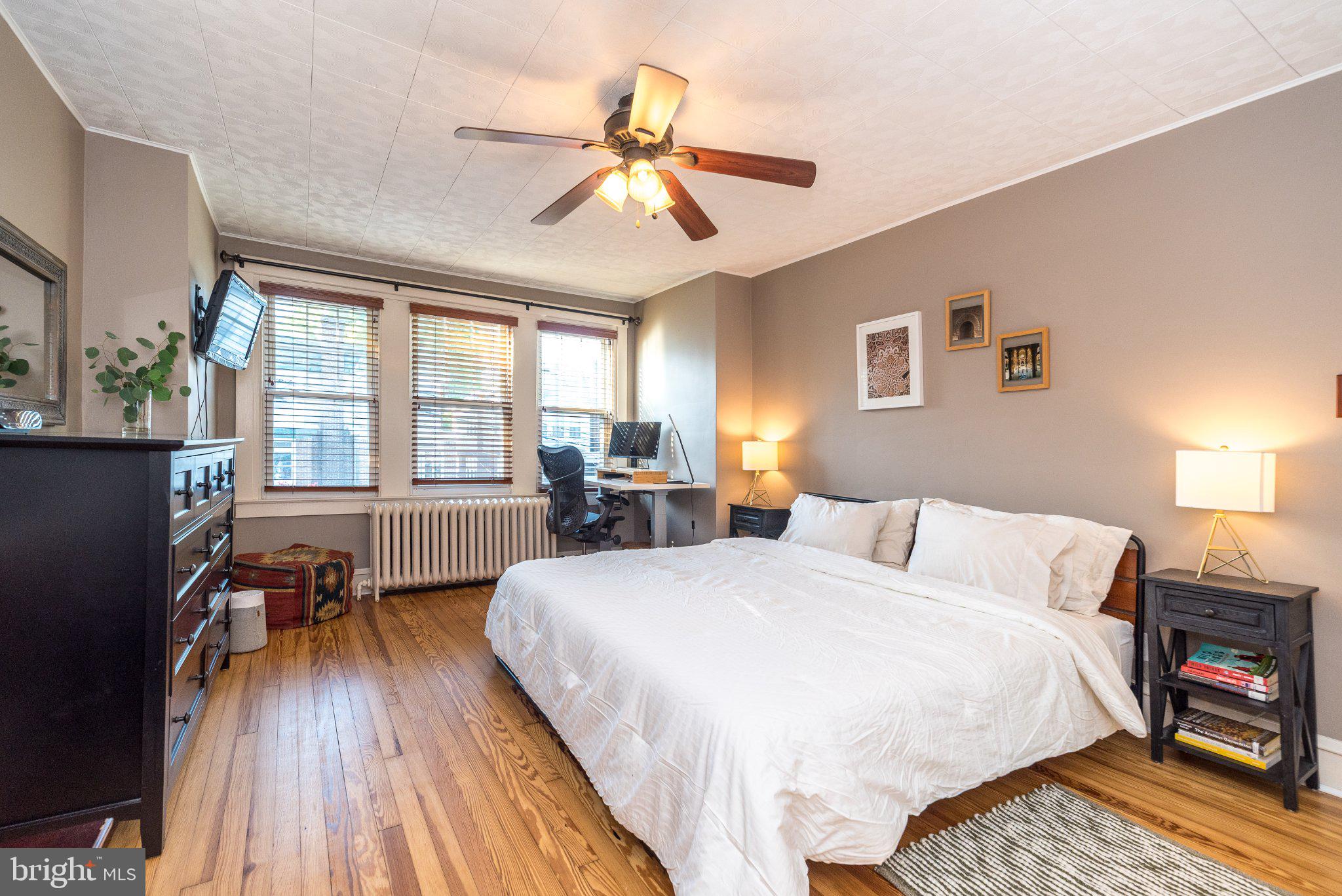 ROXBOROUGH - Residential