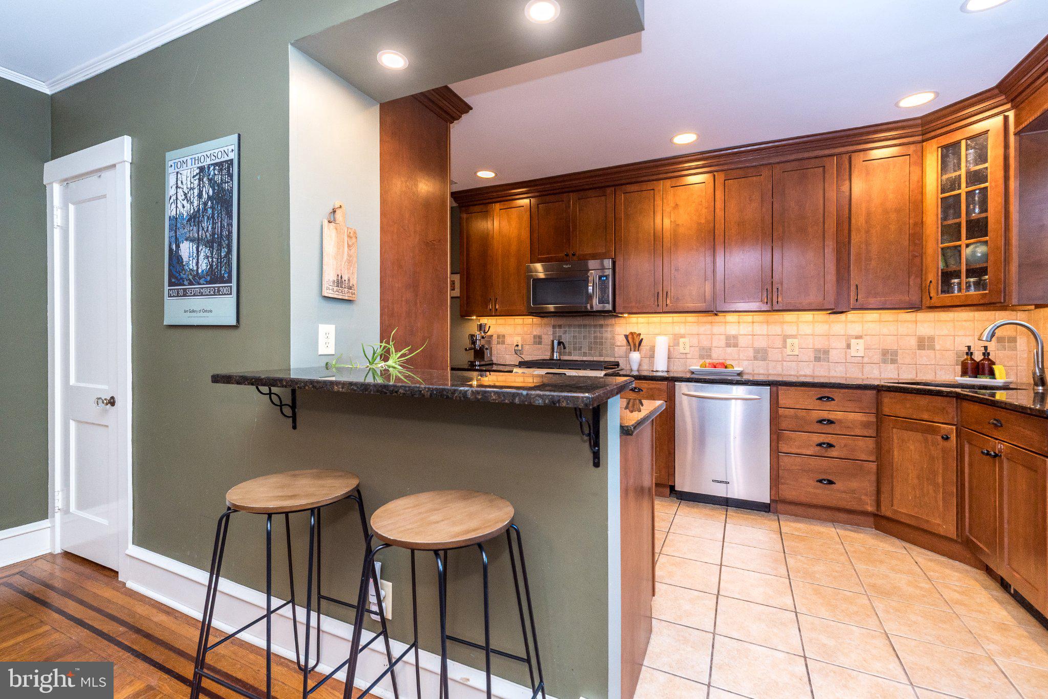 ROXBOROUGH - Residential