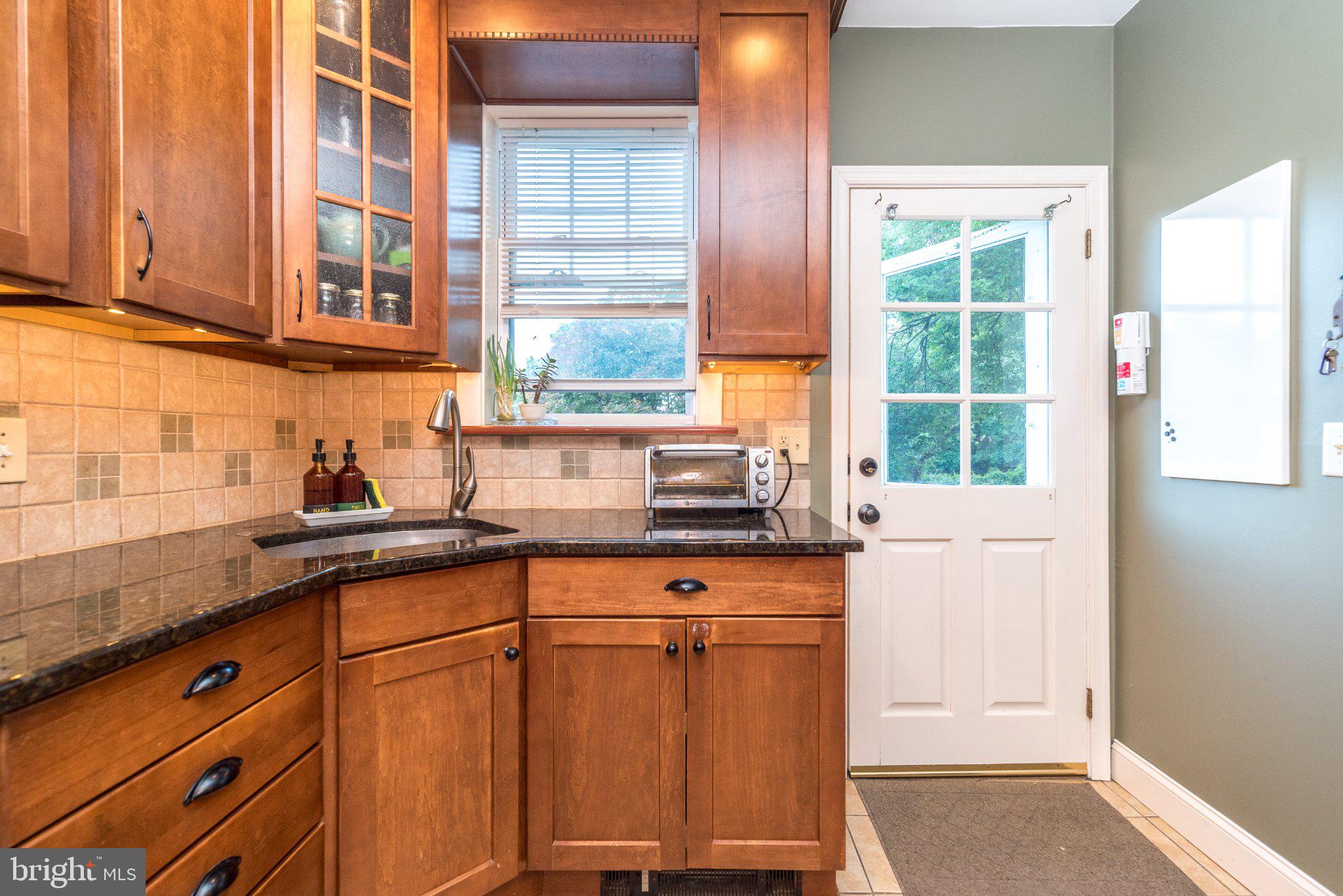 ROXBOROUGH - Residential