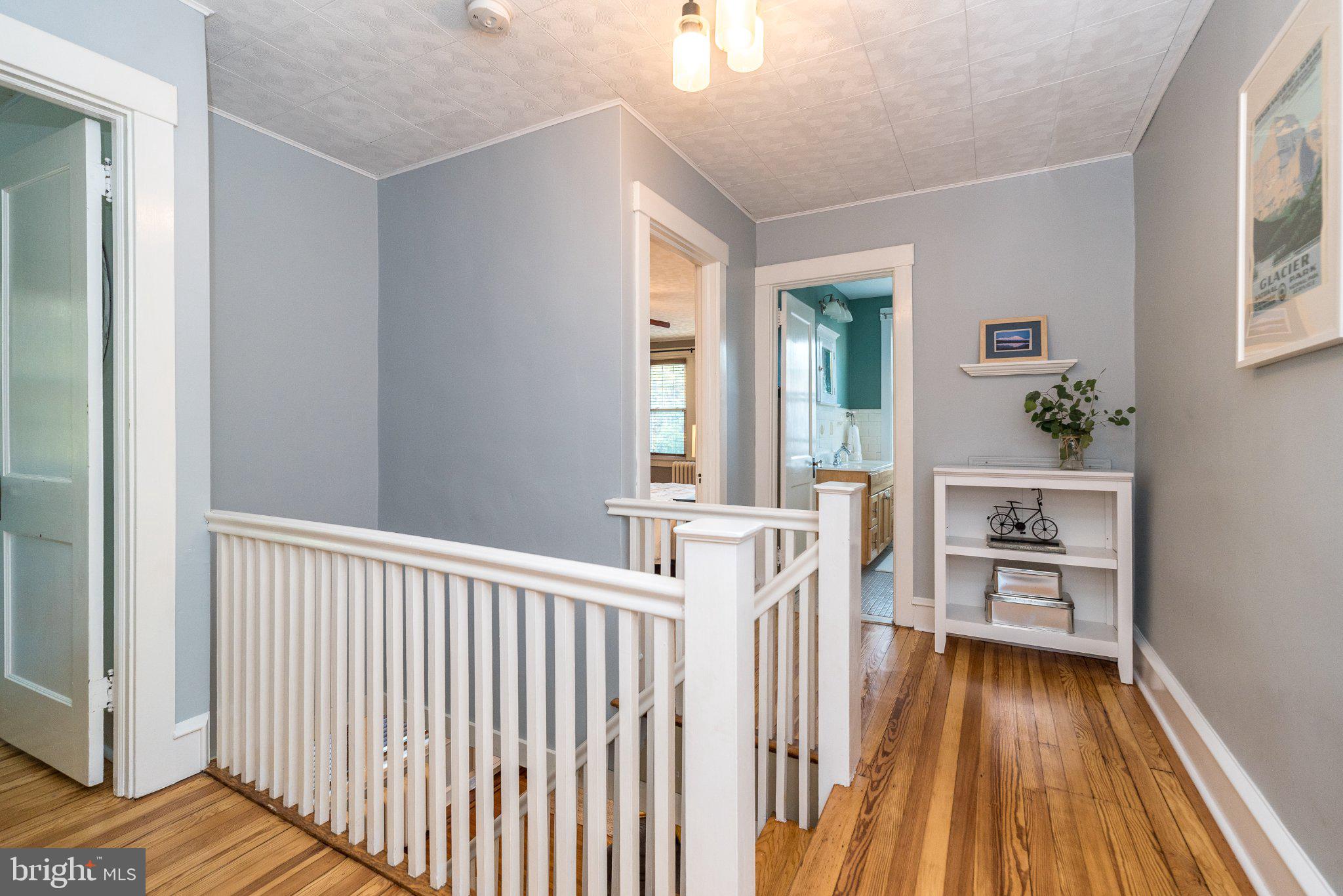 ROXBOROUGH - Residential