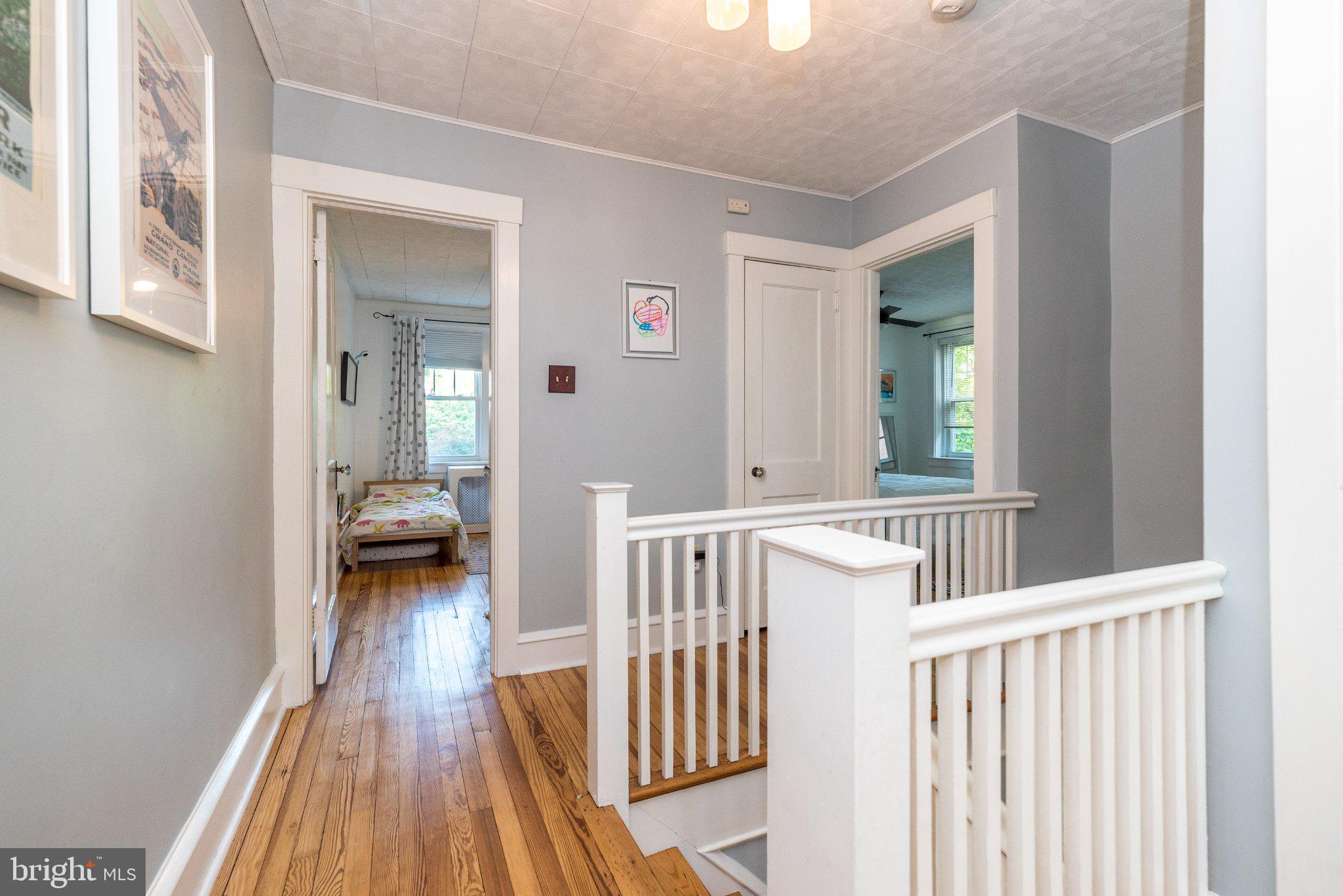 ROXBOROUGH - Residential