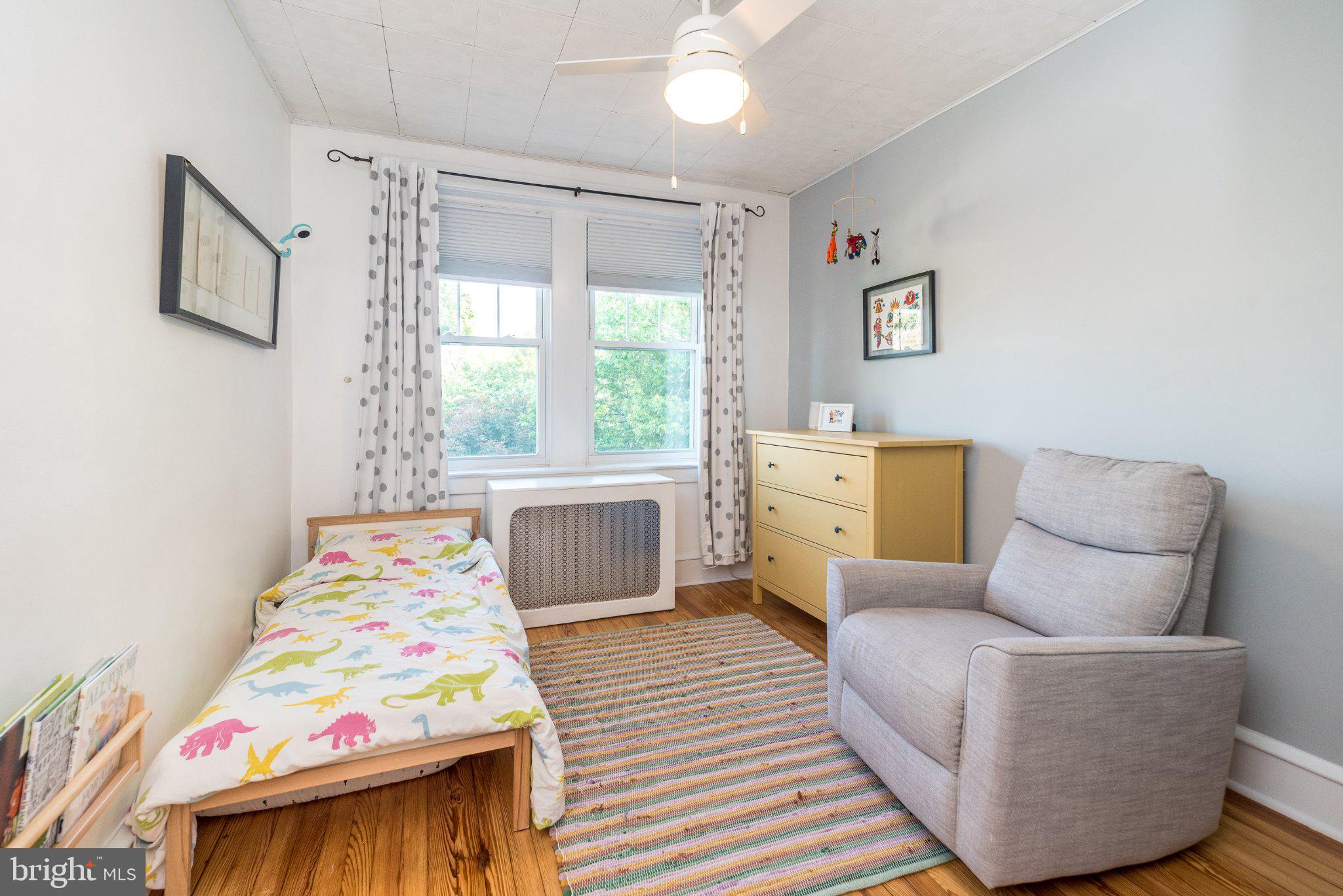 ROXBOROUGH - Residential