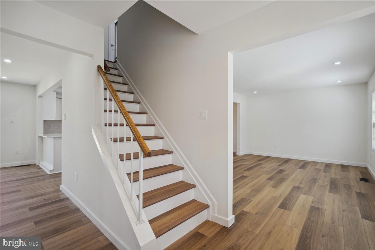 FRANCONIA FOREST - Residential Lease