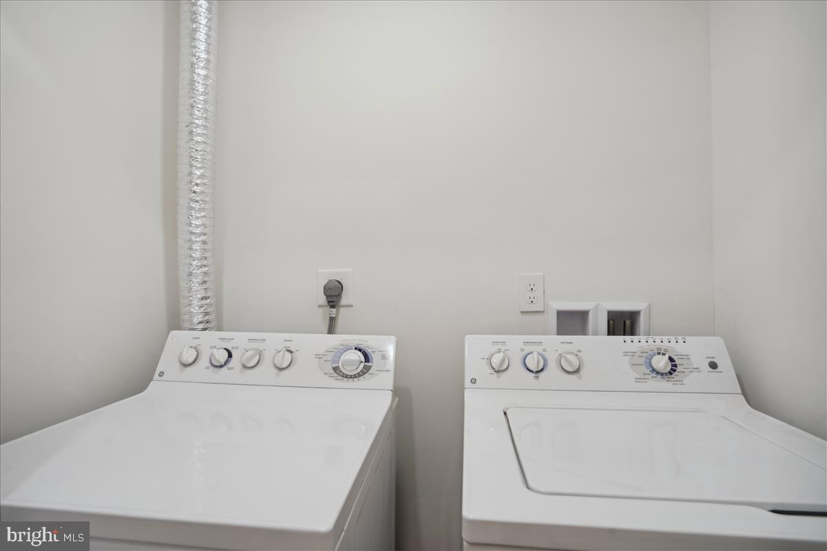 FRANCONIA FOREST - Residential Lease