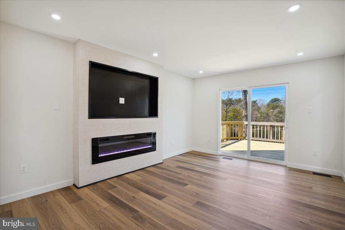 FRANCONIA FOREST - Residential Lease