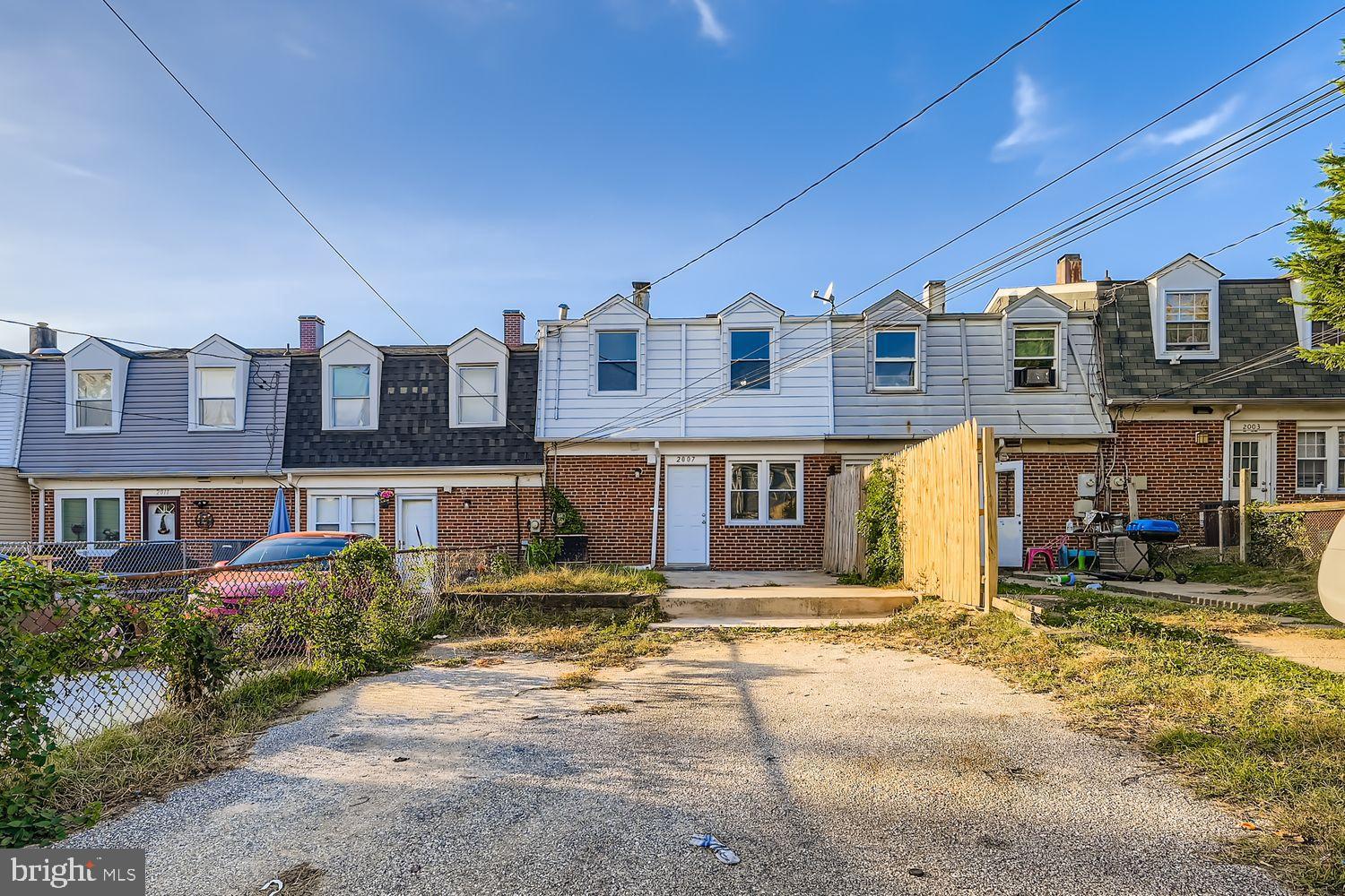 EASTFIELD - Residential