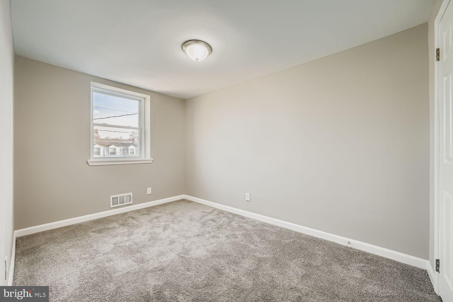 EASTFIELD - Residential