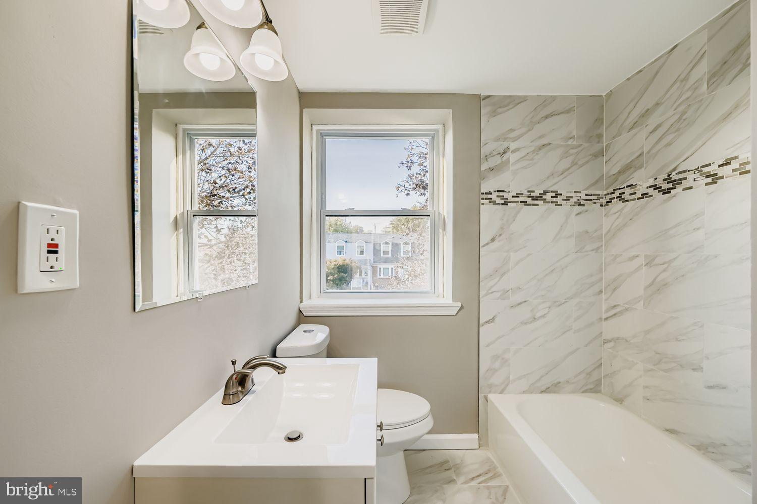 EASTFIELD - Residential