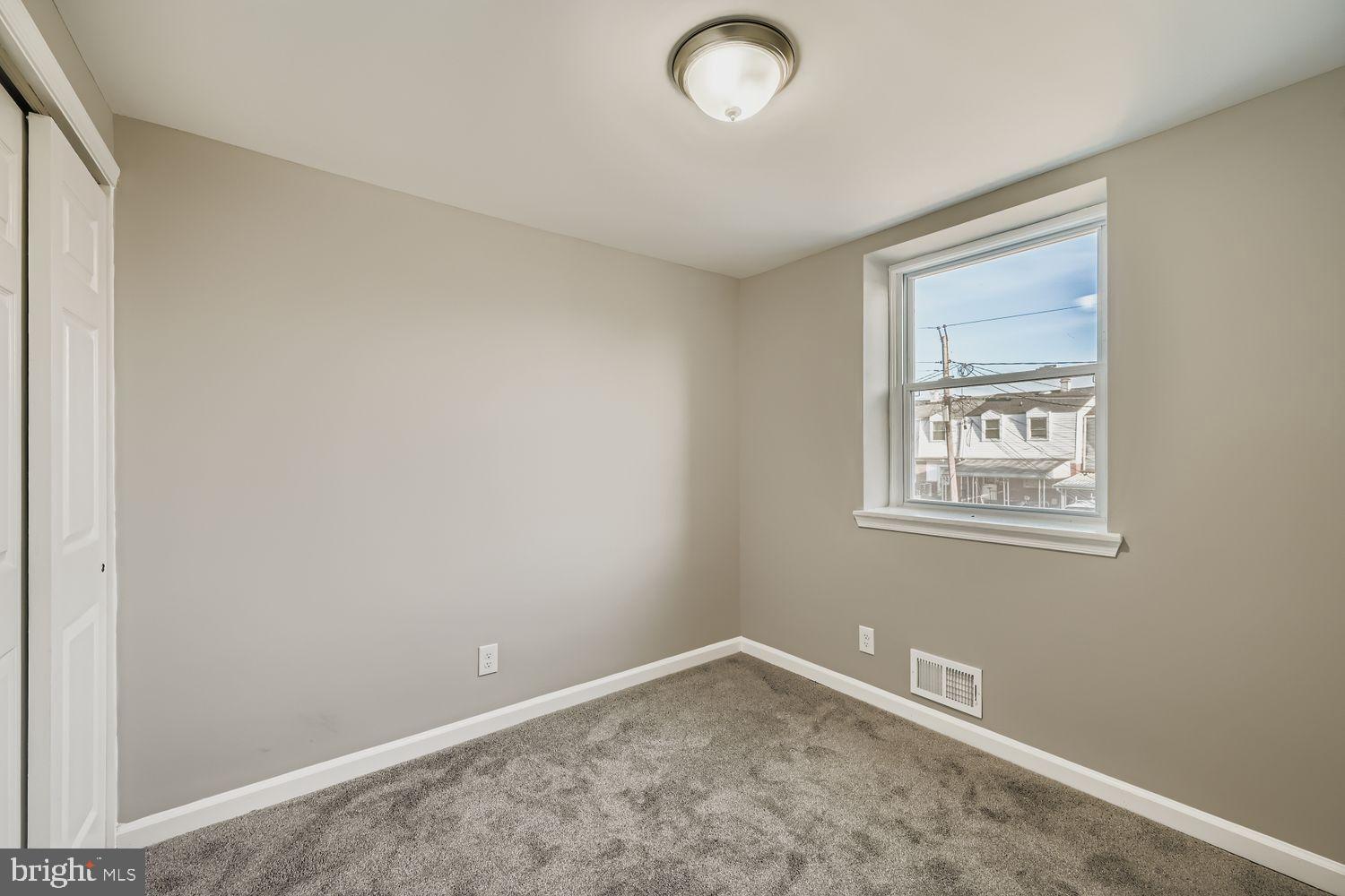 EASTFIELD - Residential