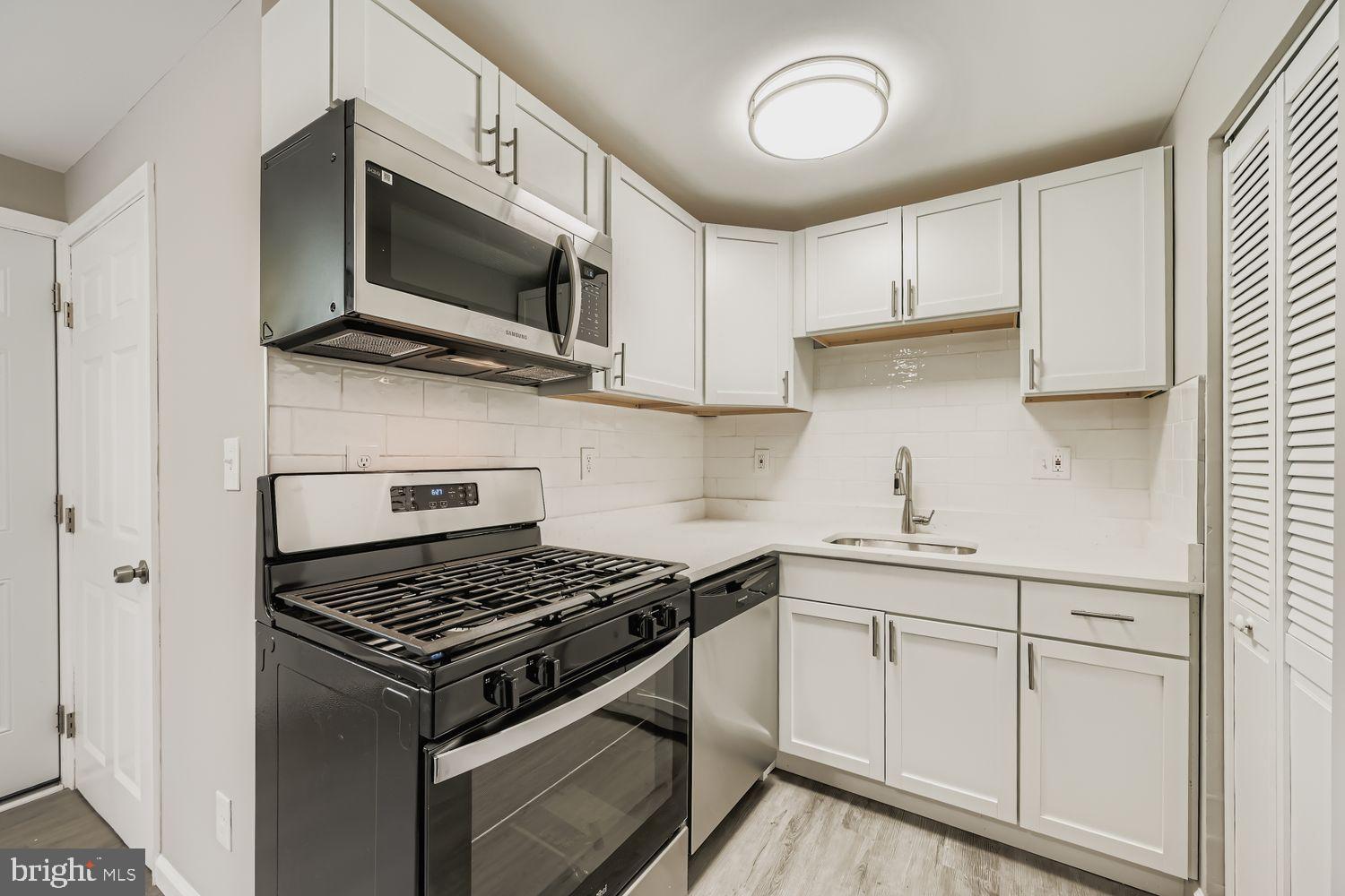 EASTFIELD - Residential