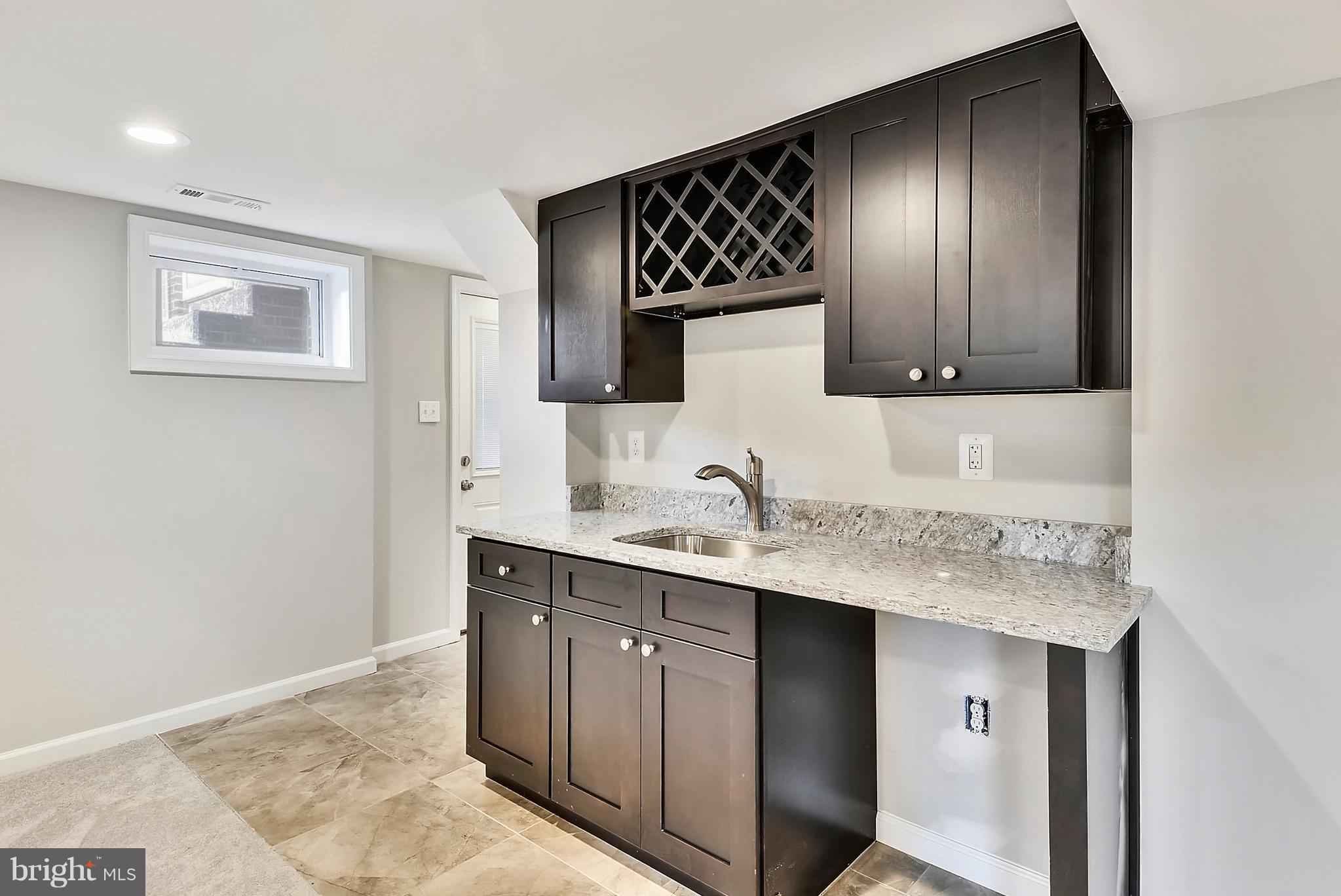 CARLIN SPRINGS - Residential