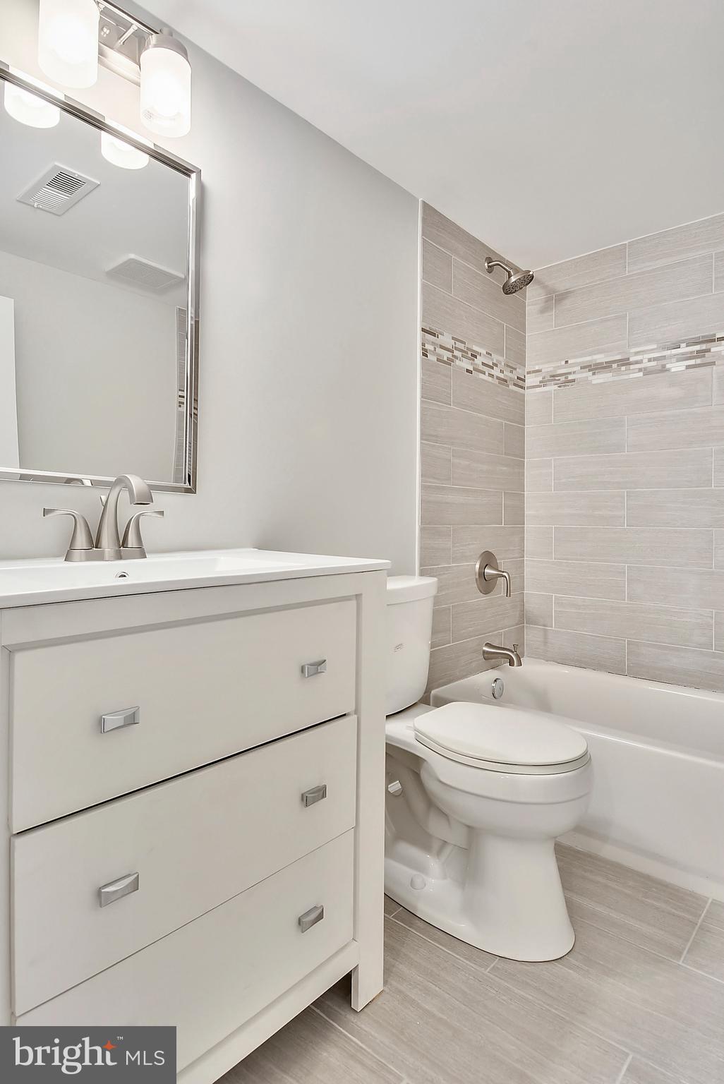 CARLIN SPRINGS - Residential