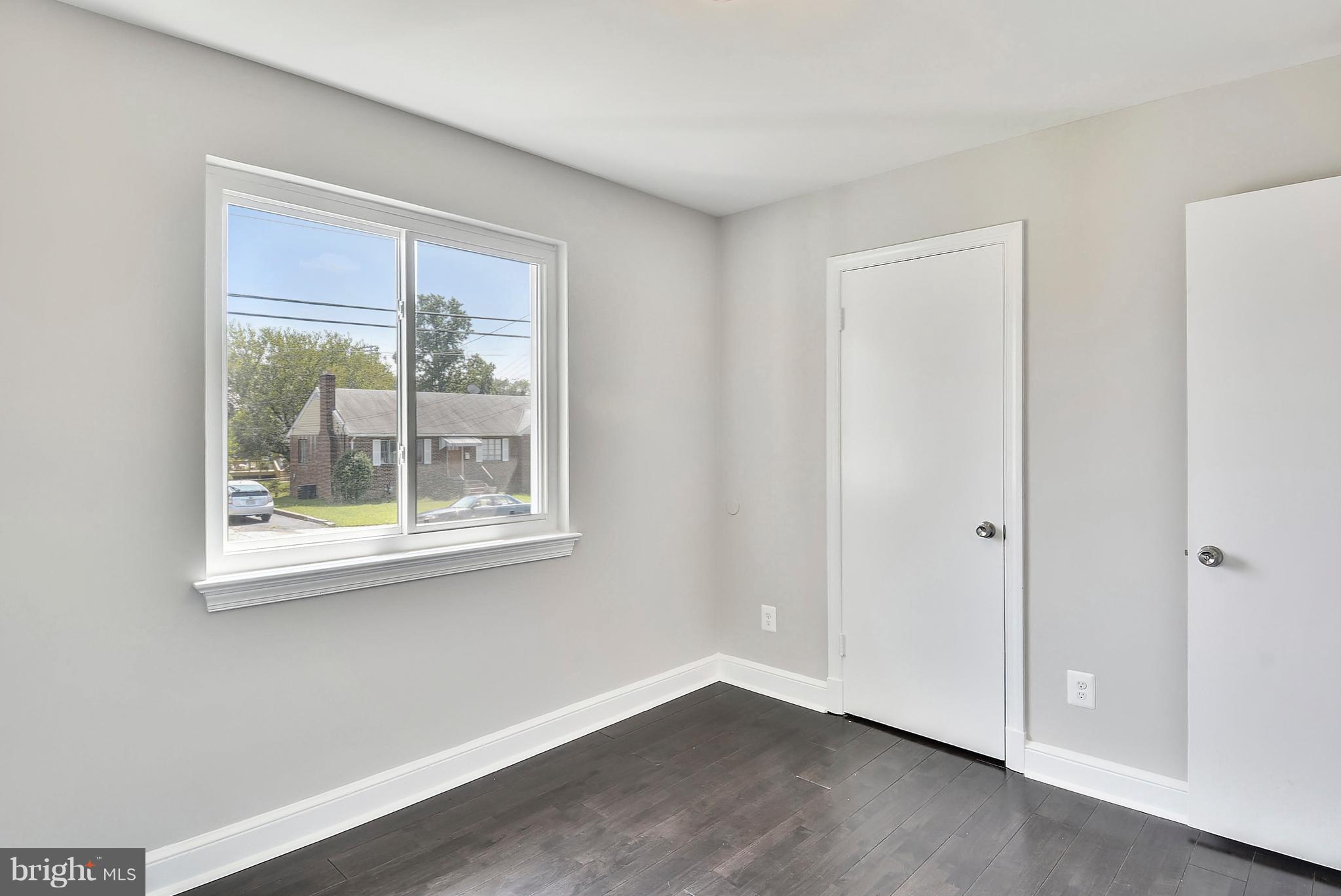 CARLIN SPRINGS - Residential