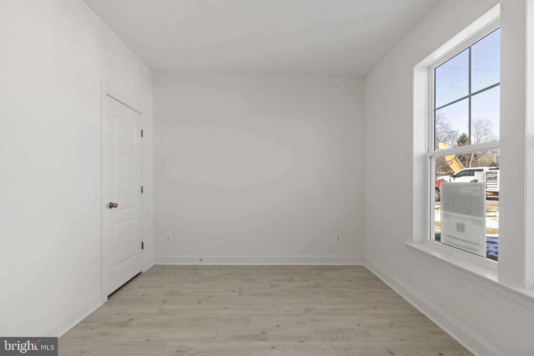 ROSEHILL MANOR - Residential