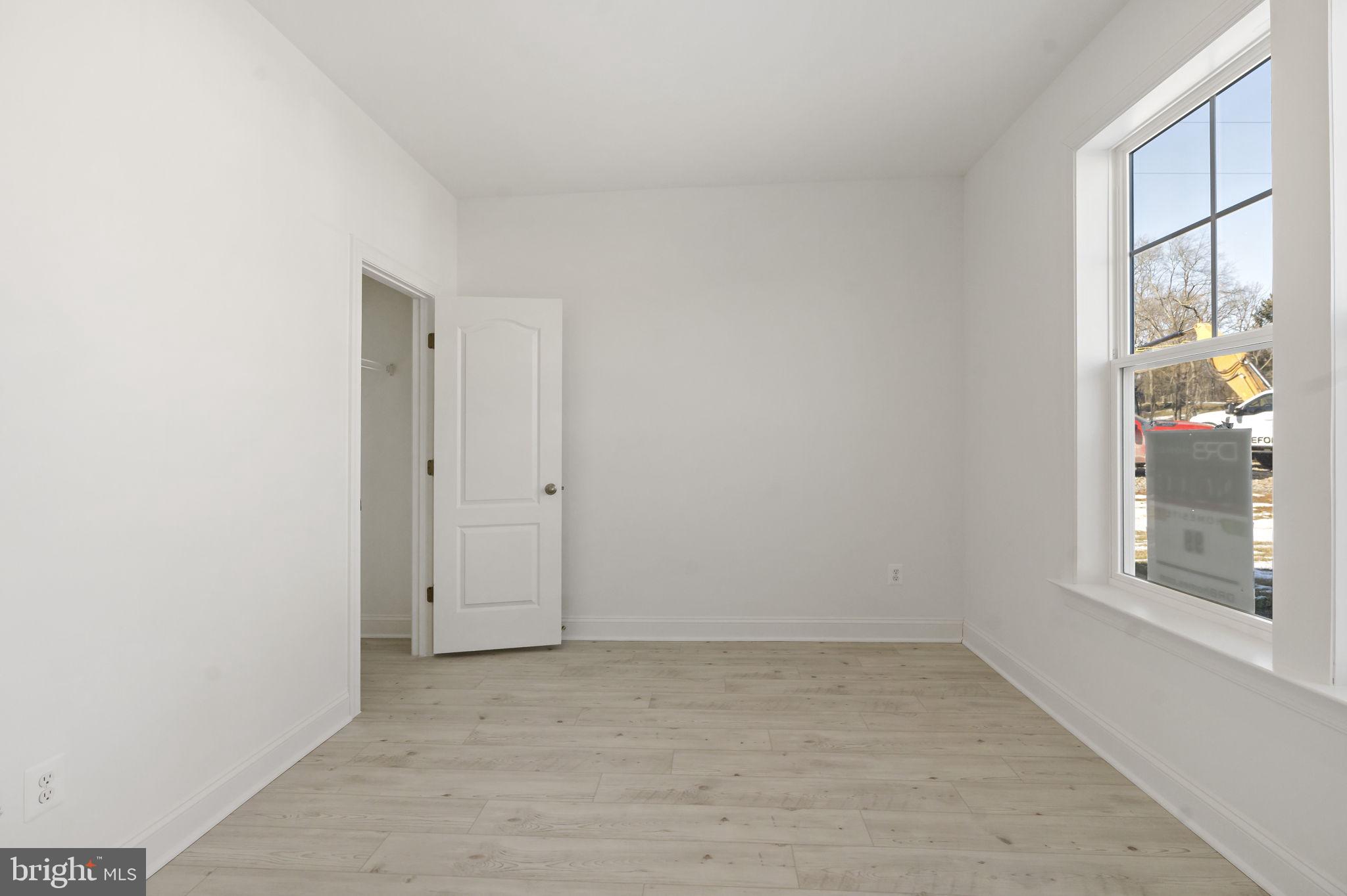 ROSEHILL MANOR - Residential