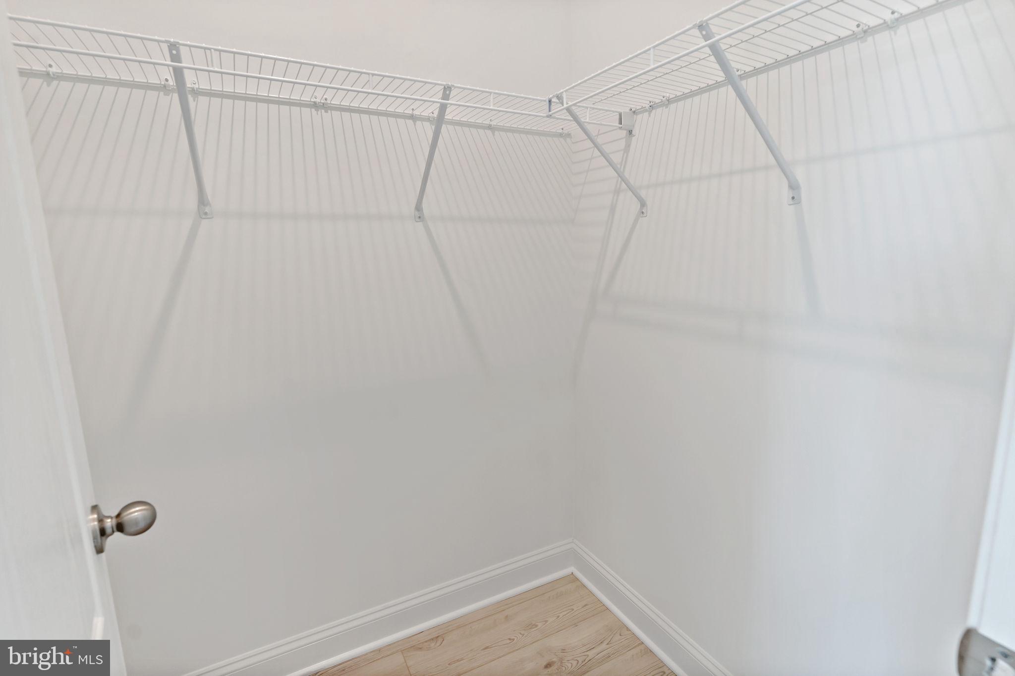 ROSEHILL MANOR - Residential