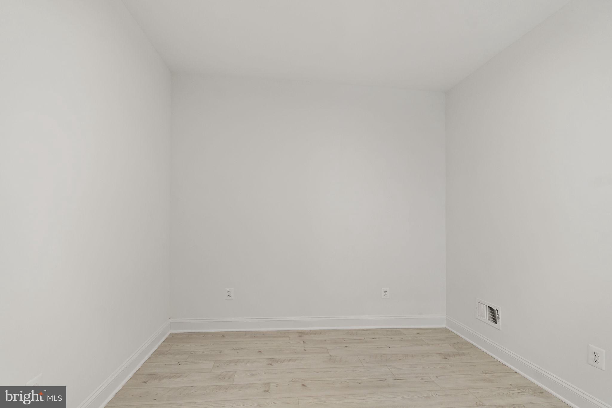 ROSEHILL MANOR - Residential