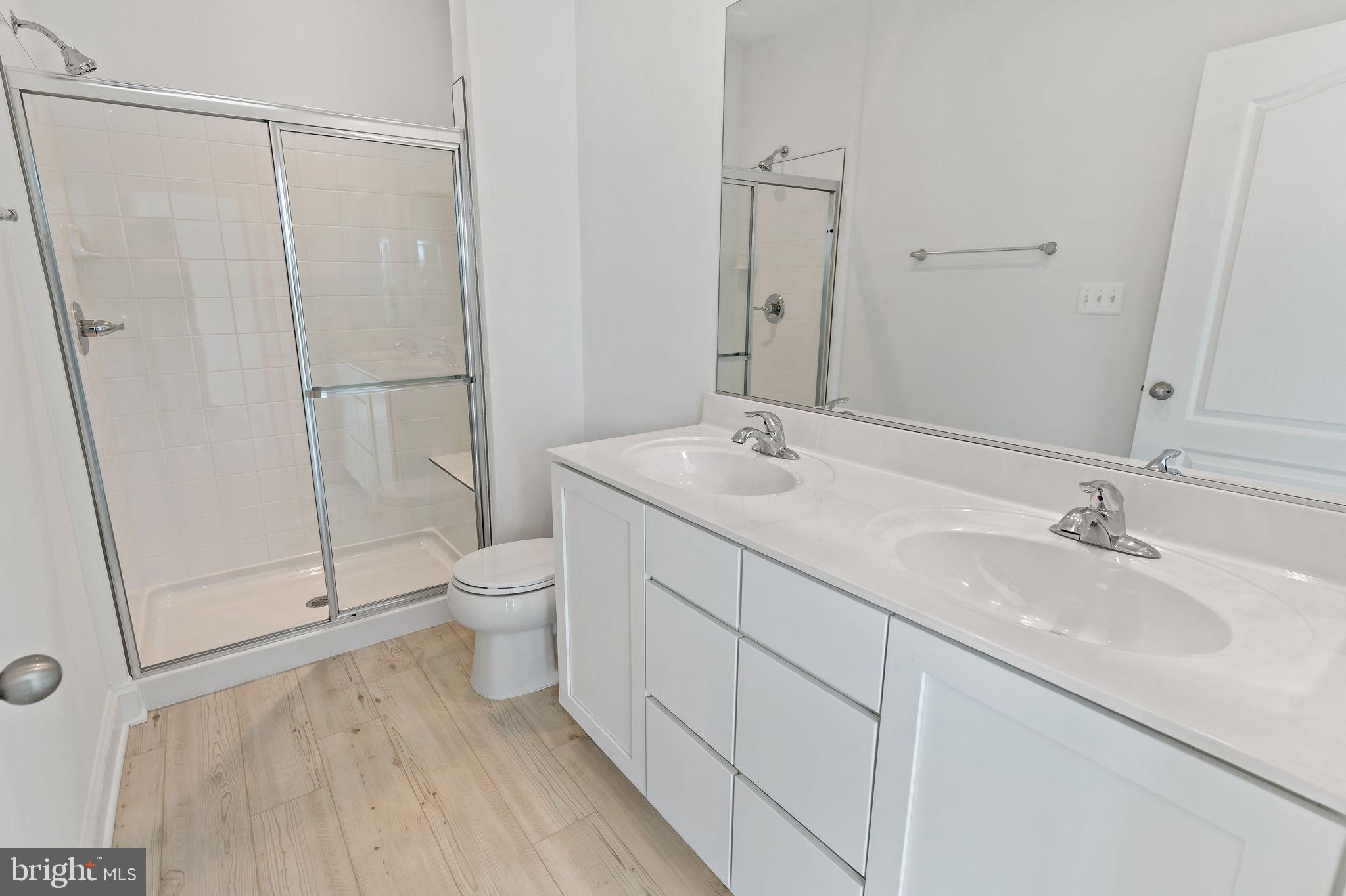 ROSEHILL MANOR - Residential