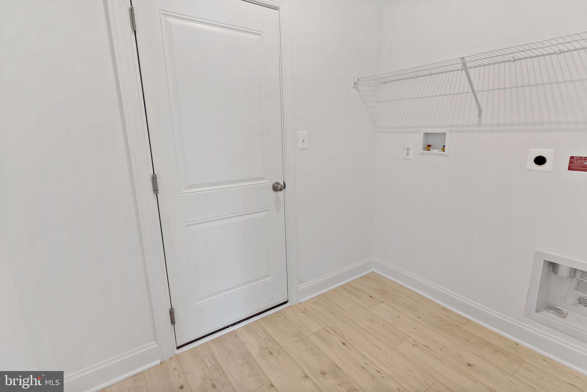 ROSEHILL MANOR - Residential