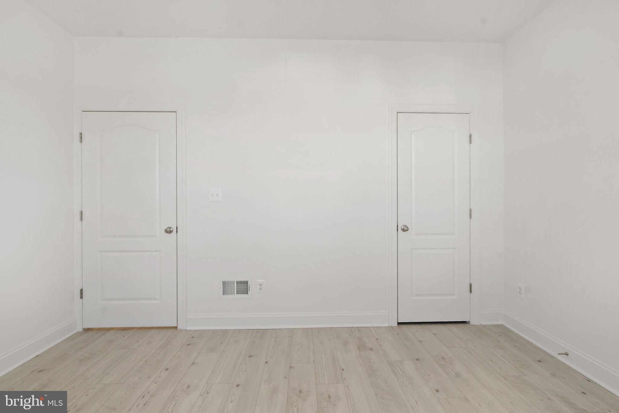 ROSEHILL MANOR - Residential