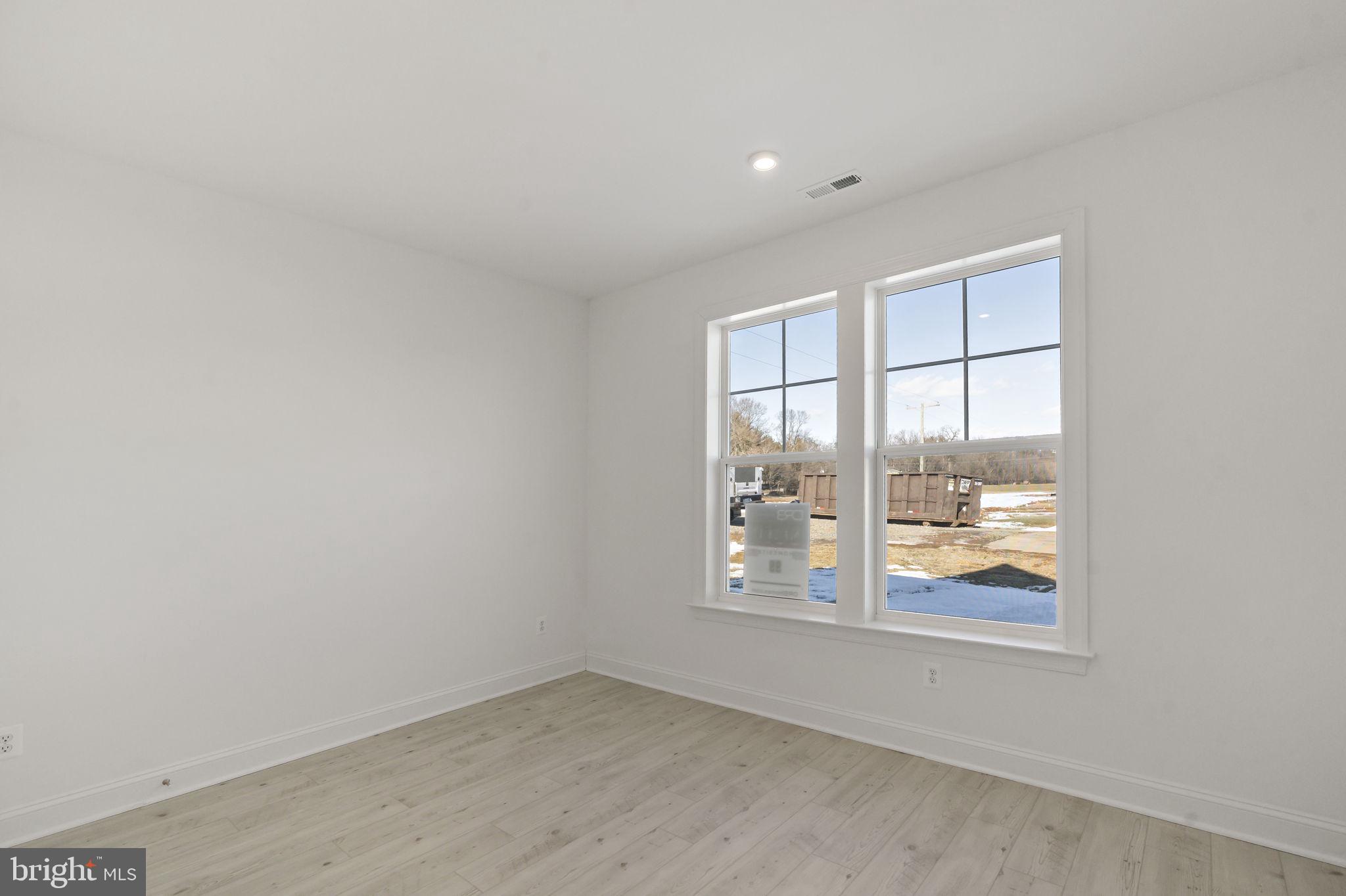 ROSEHILL MANOR - Residential