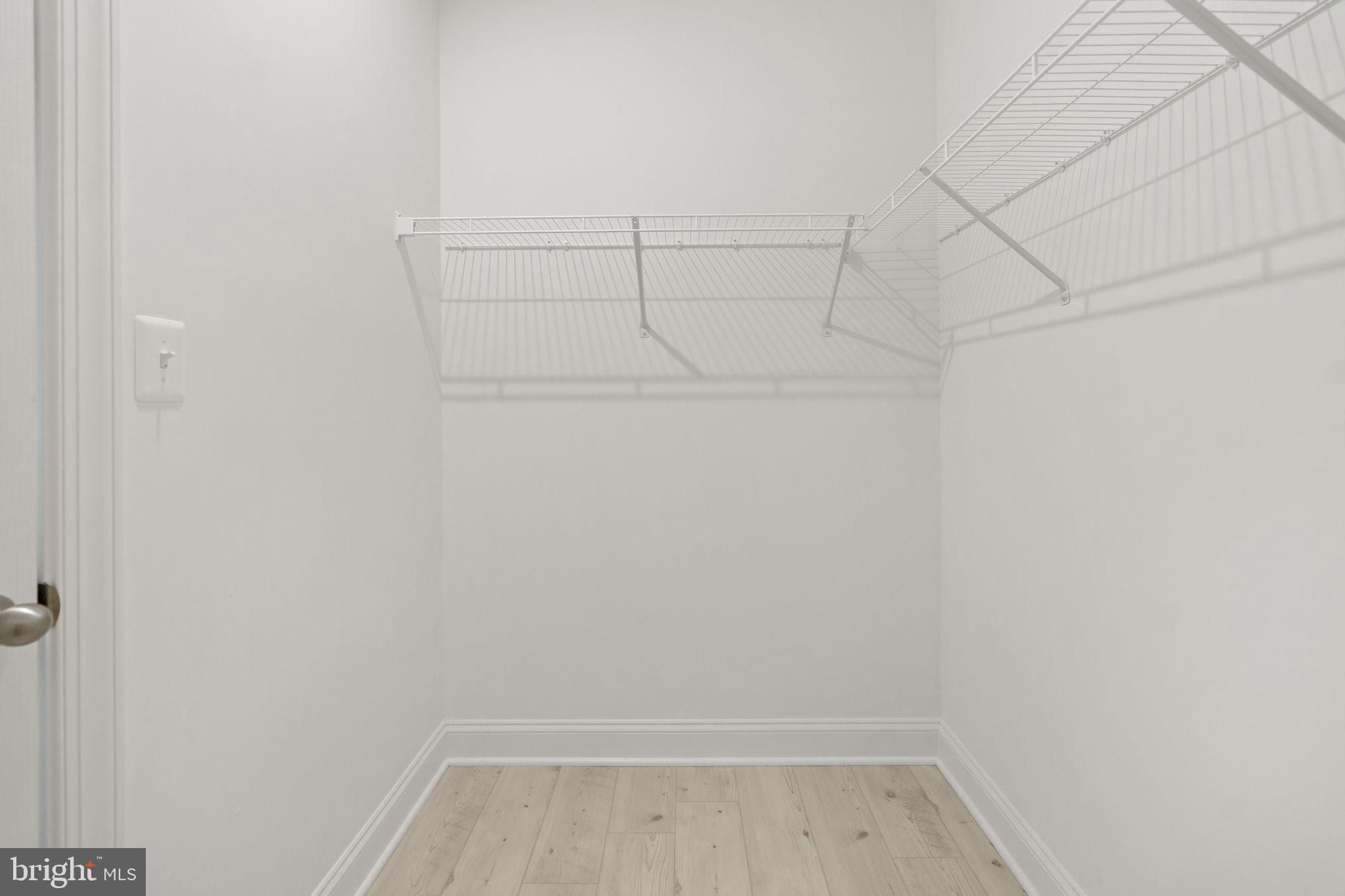 ROSEHILL MANOR - Residential