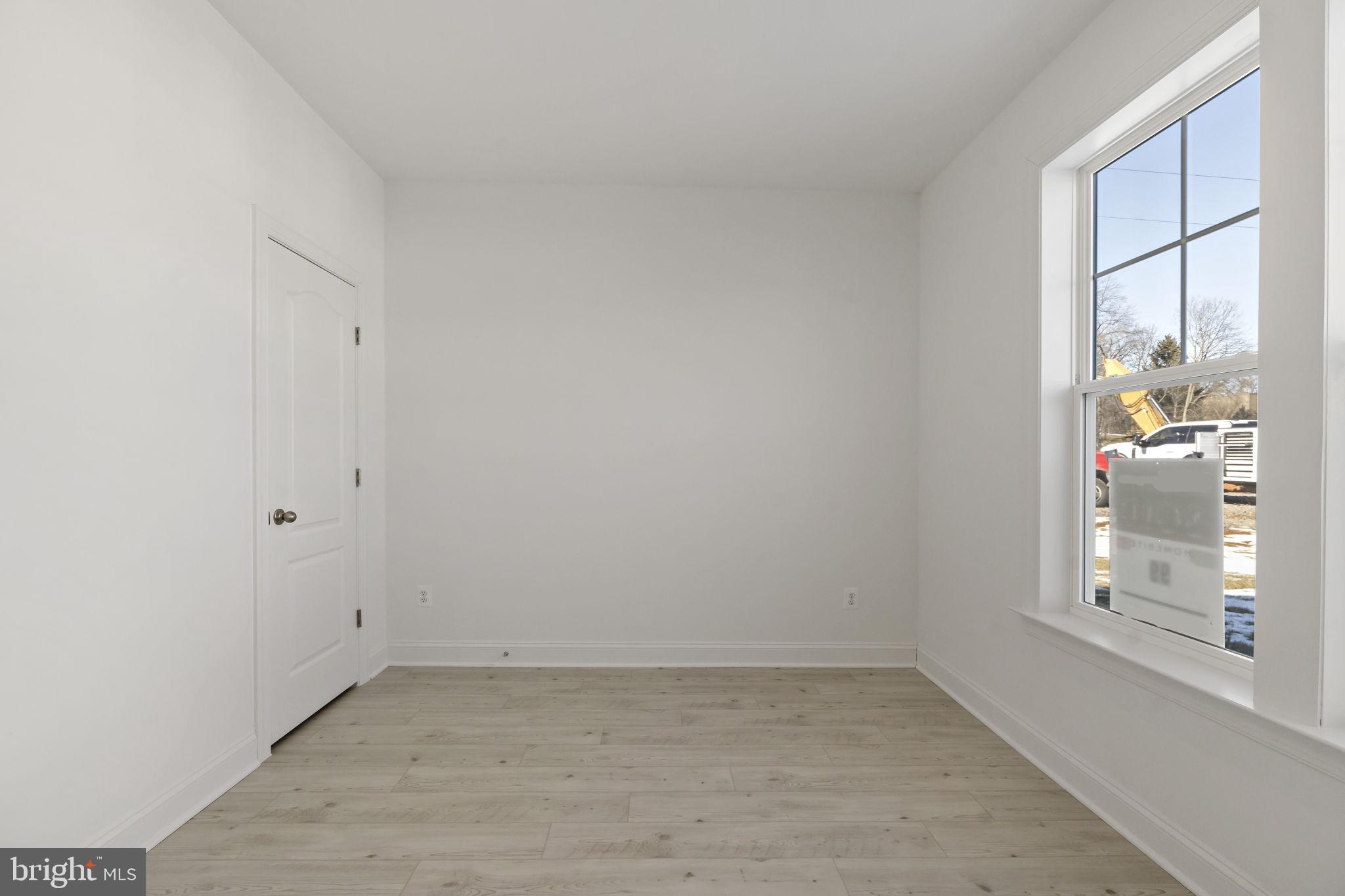 ROSEHILL MANOR - Residential