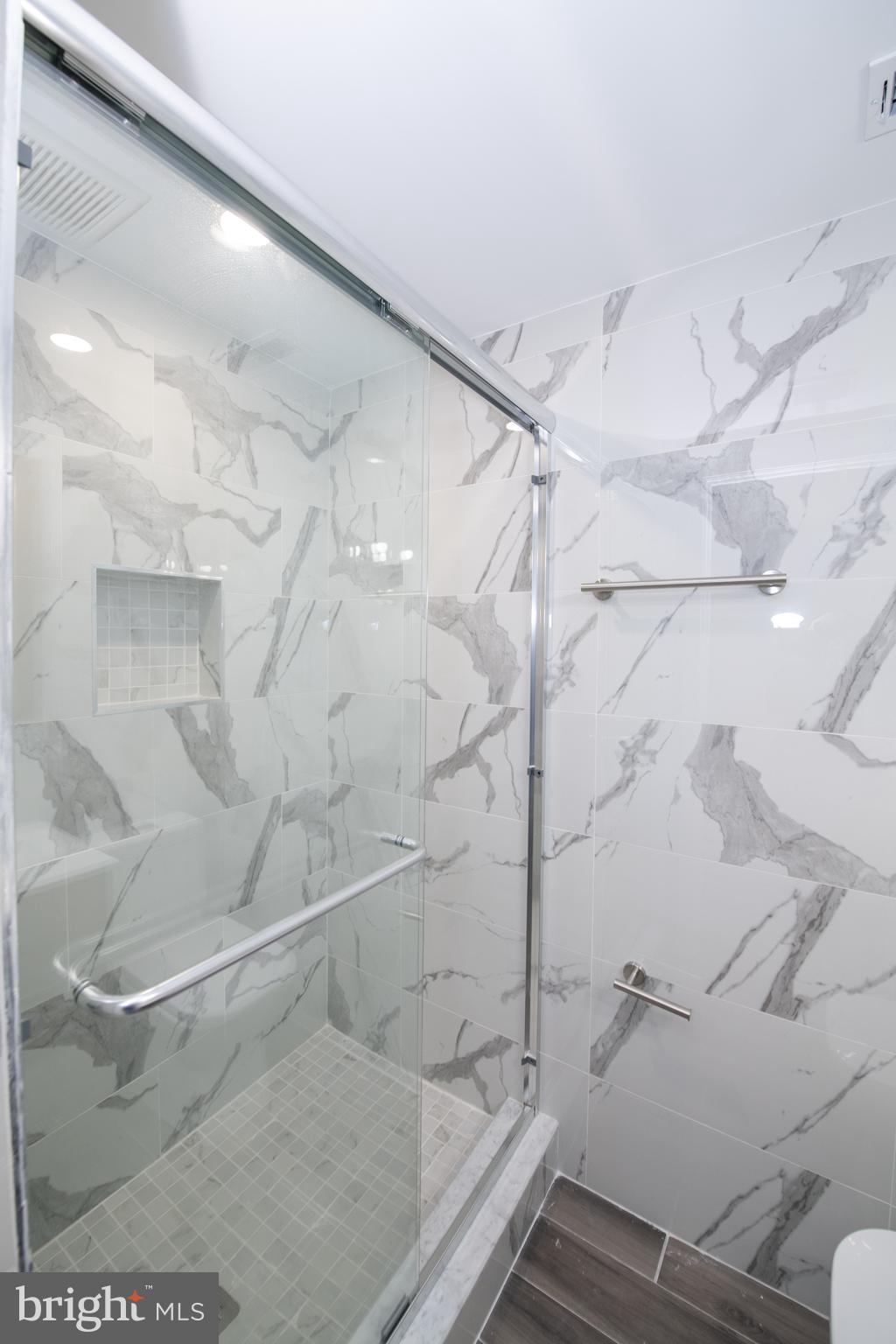 FISHTOWN - Residential Lease